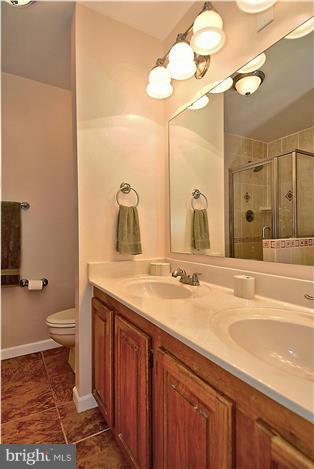 WESTWATER POINT - Residential