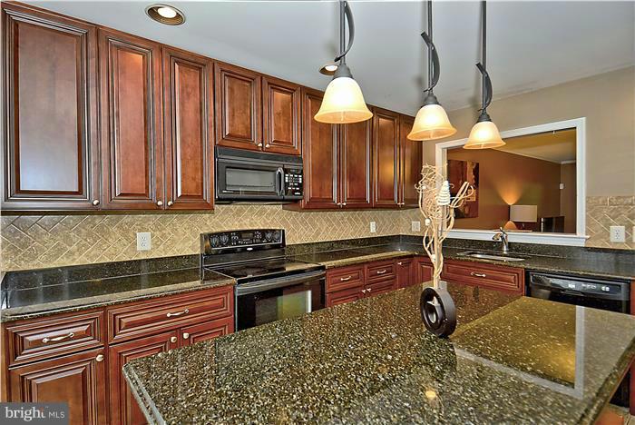 WESTWATER POINT - Residential