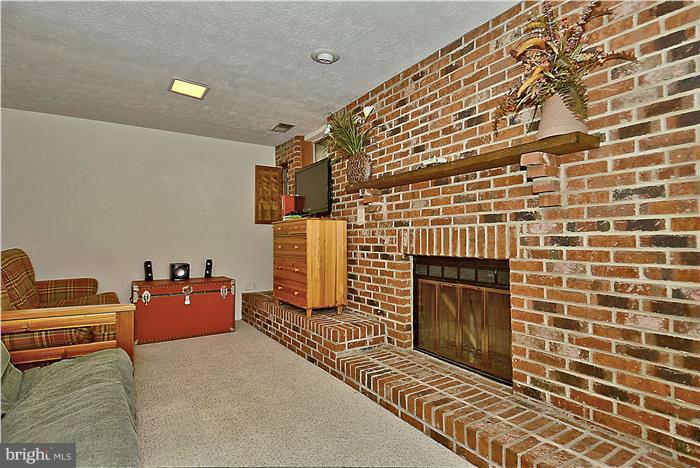 WESTWATER POINT - Residential