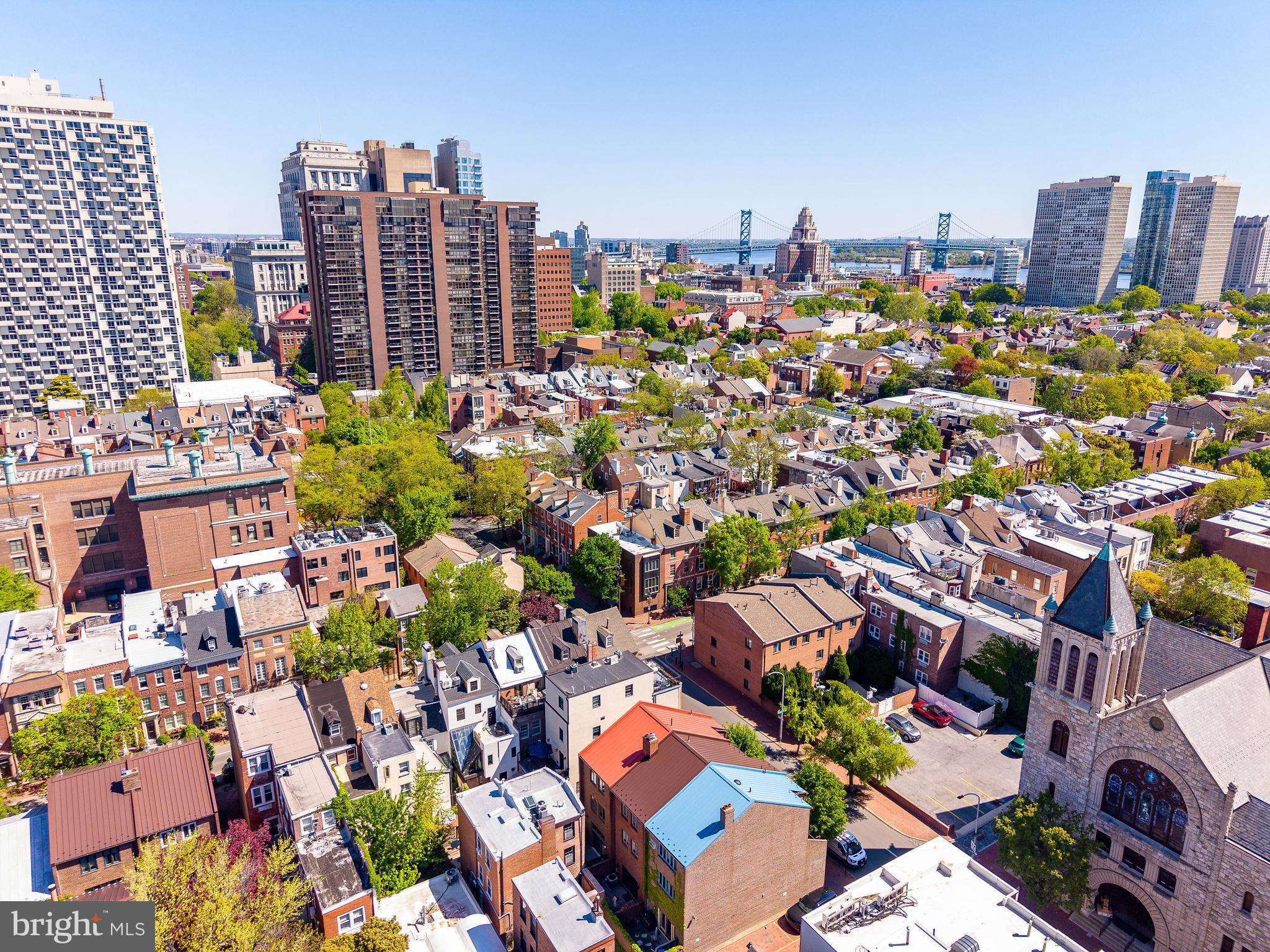 SOCIETY HILL - Residential