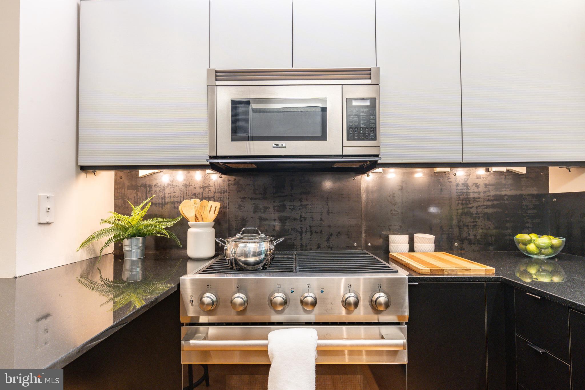 SOCIETY HILL - Residential