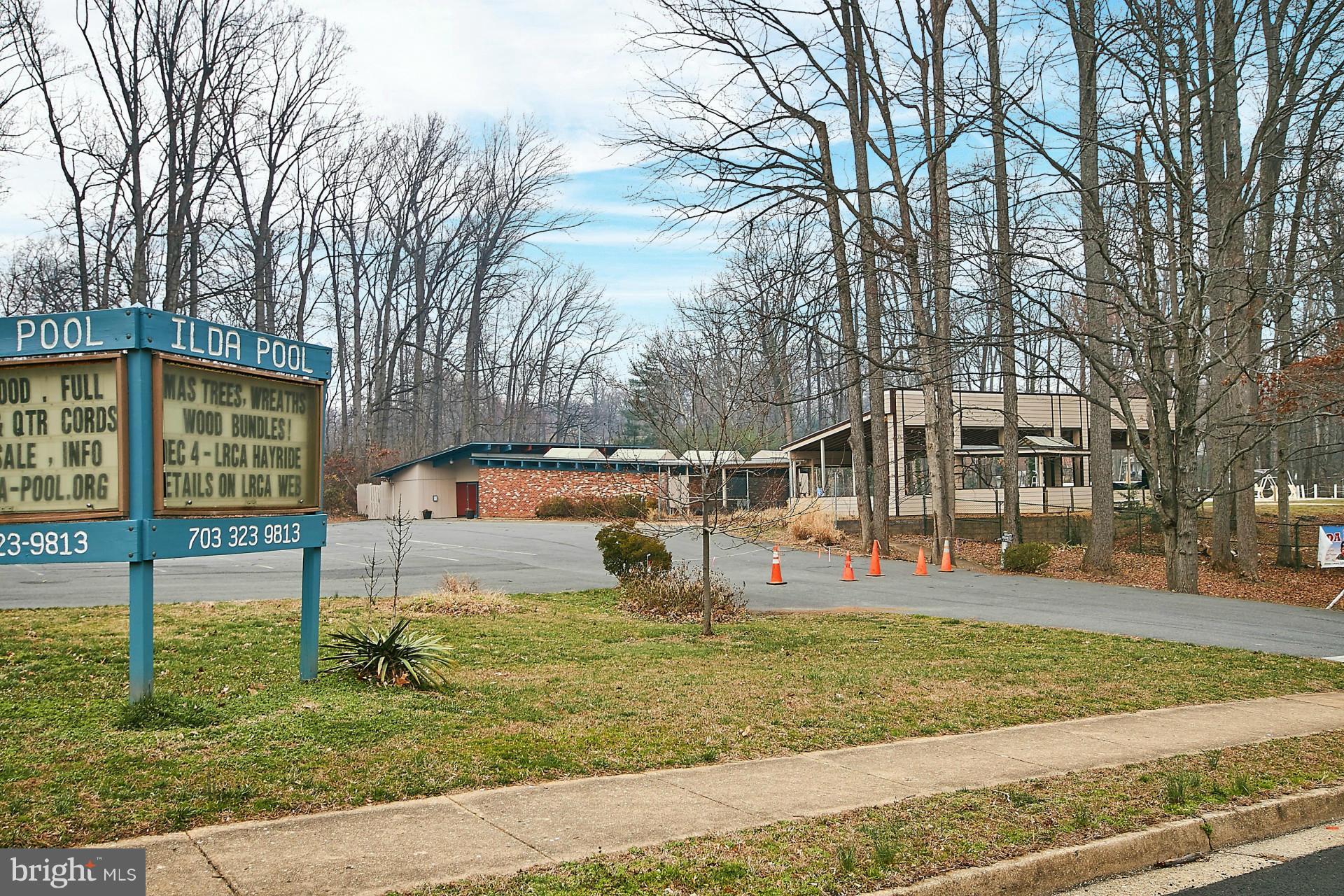 WILLOW WOODS - Residential