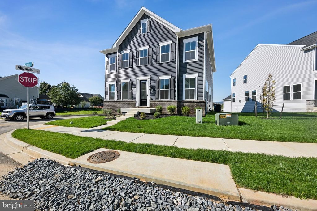 Photo of 2730 Tuscarora Street #LOT 33, ADAMSTOWN, MD 21710 (MLS # MDFR2064158)