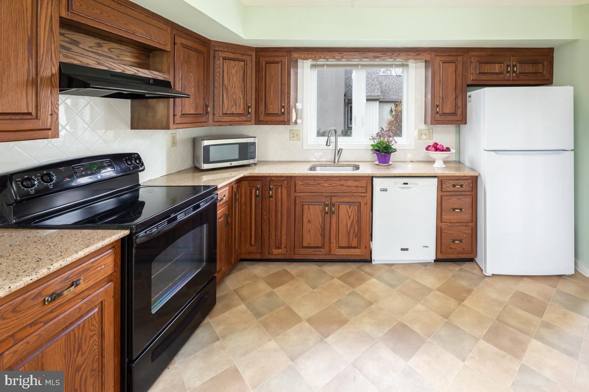 HERSHEYS MILL - Residential