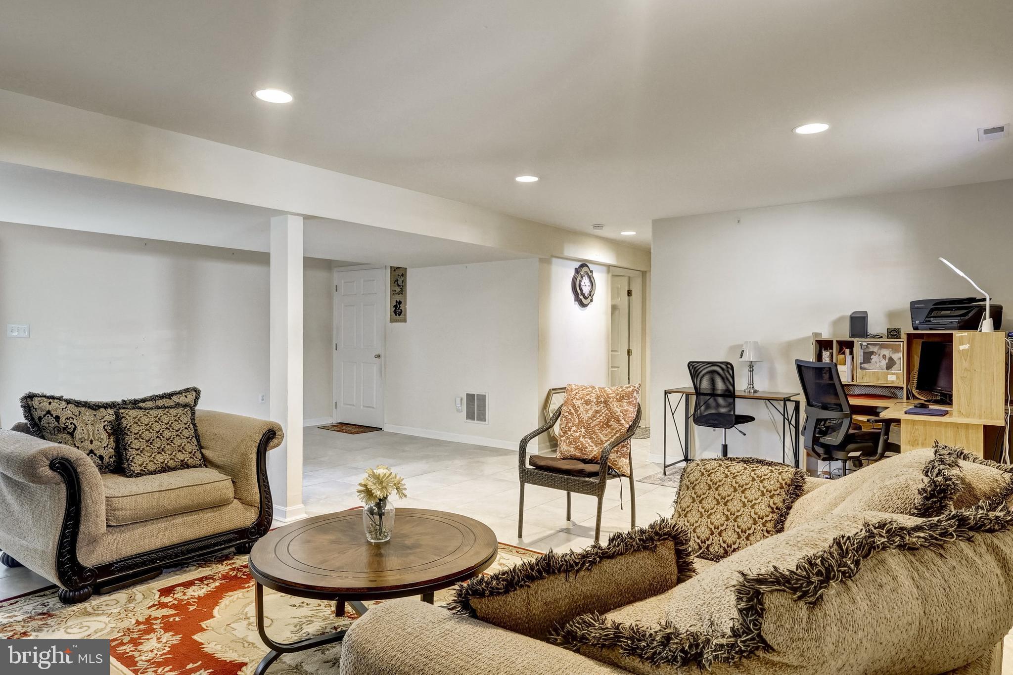 CLARK VILLAGE - Residential