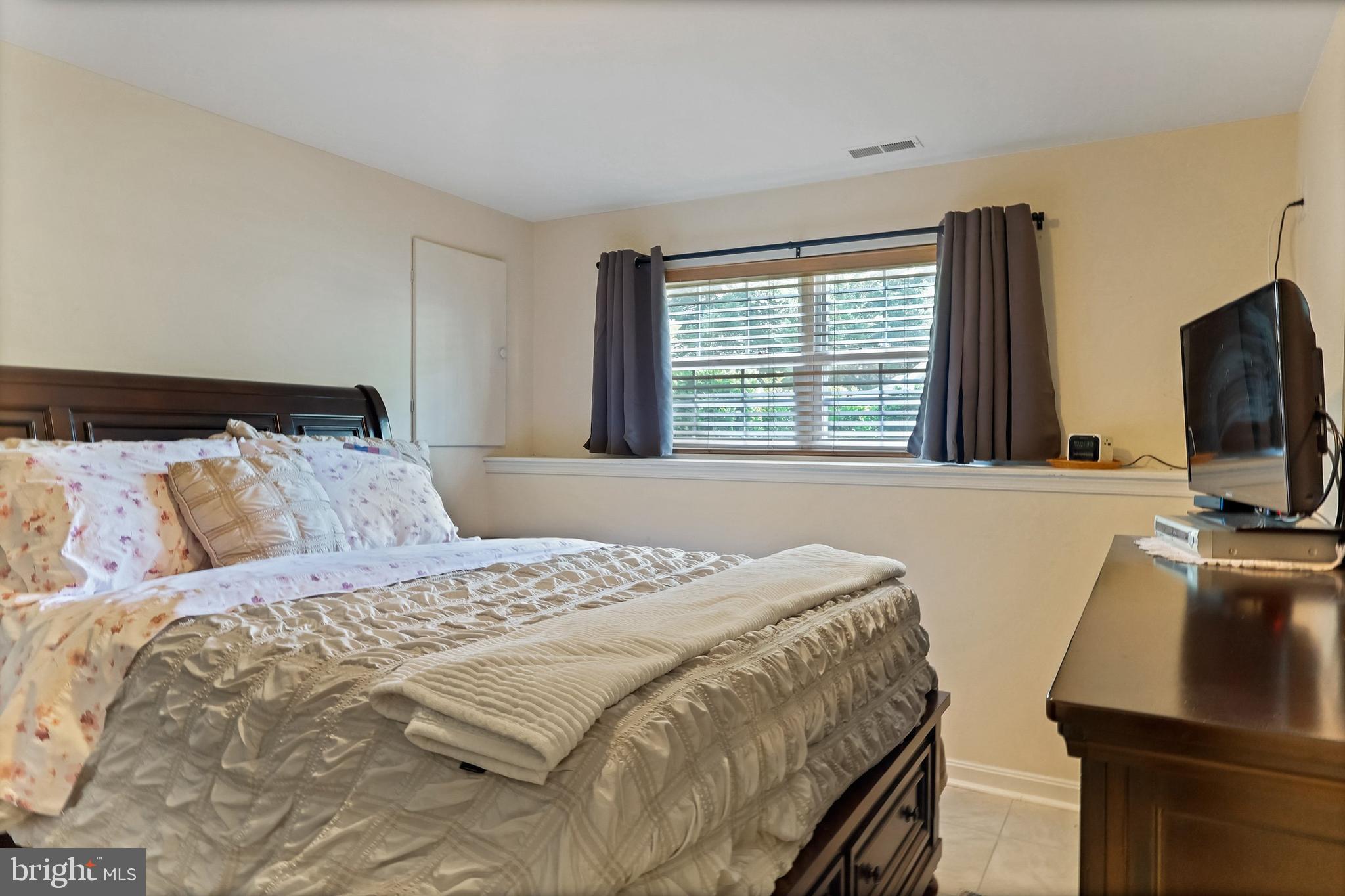 CLARK VILLAGE - Residential