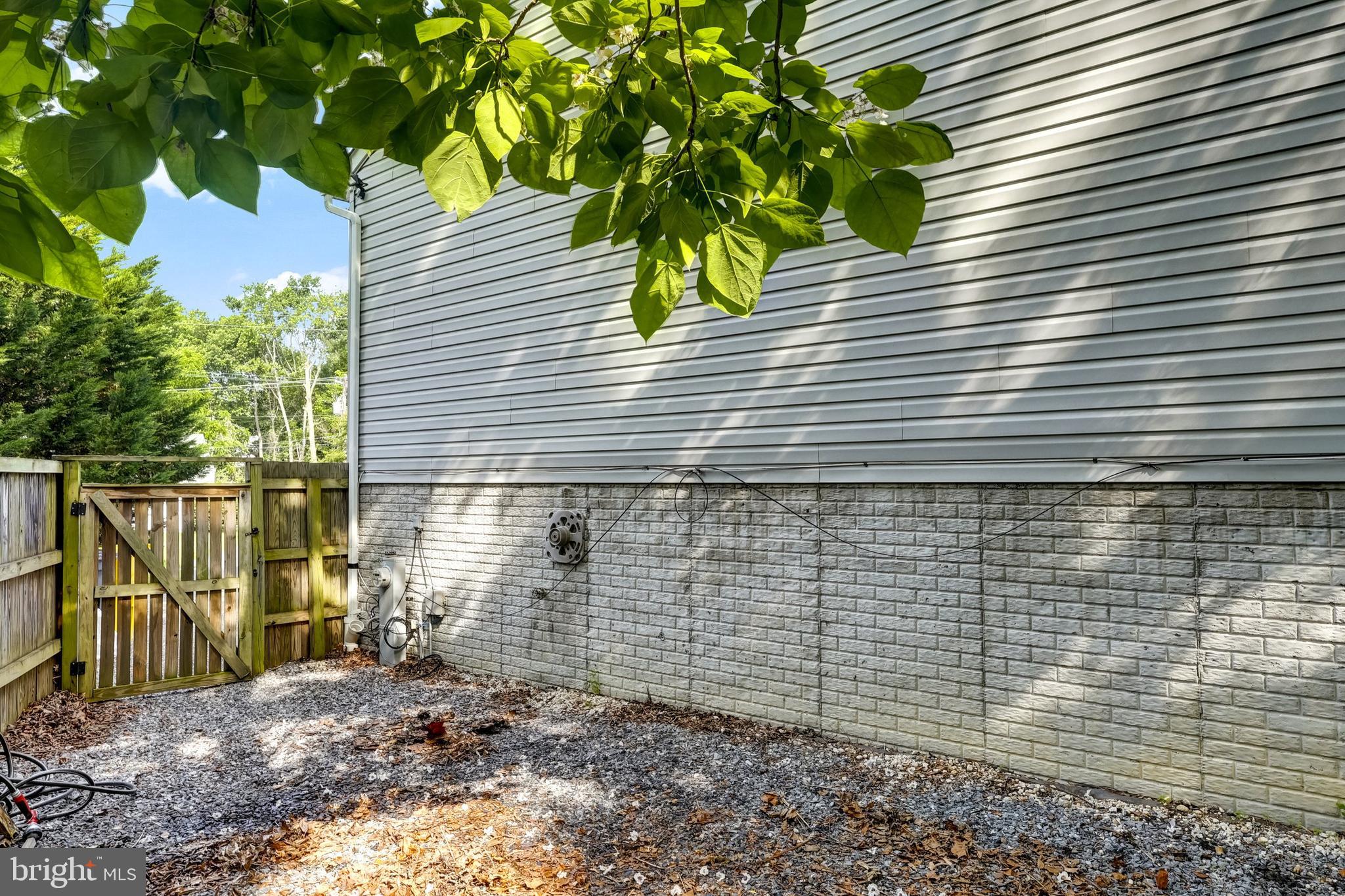 CLARK VILLAGE - Residential