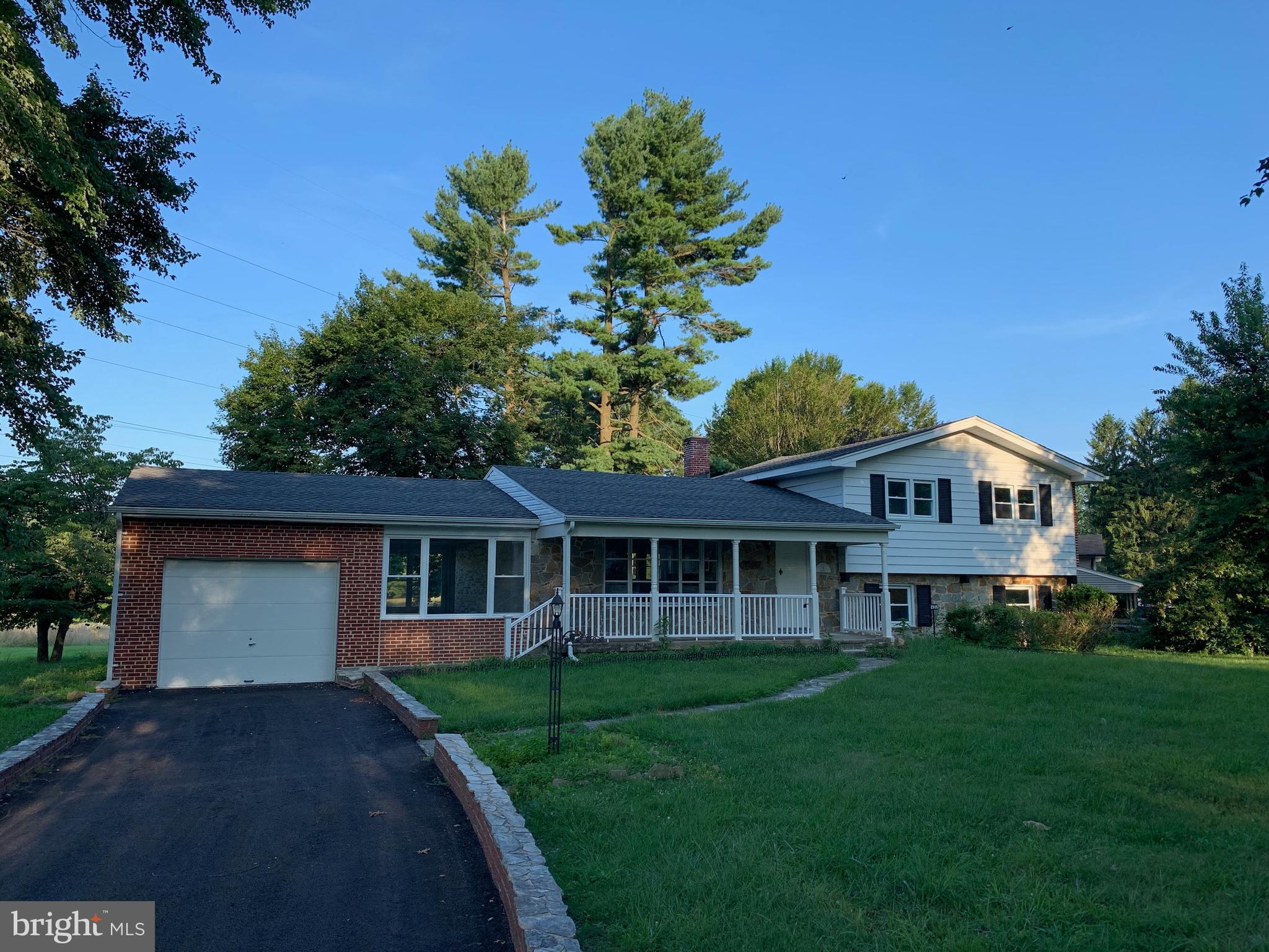 BROOKWOOD FARMS - Residential