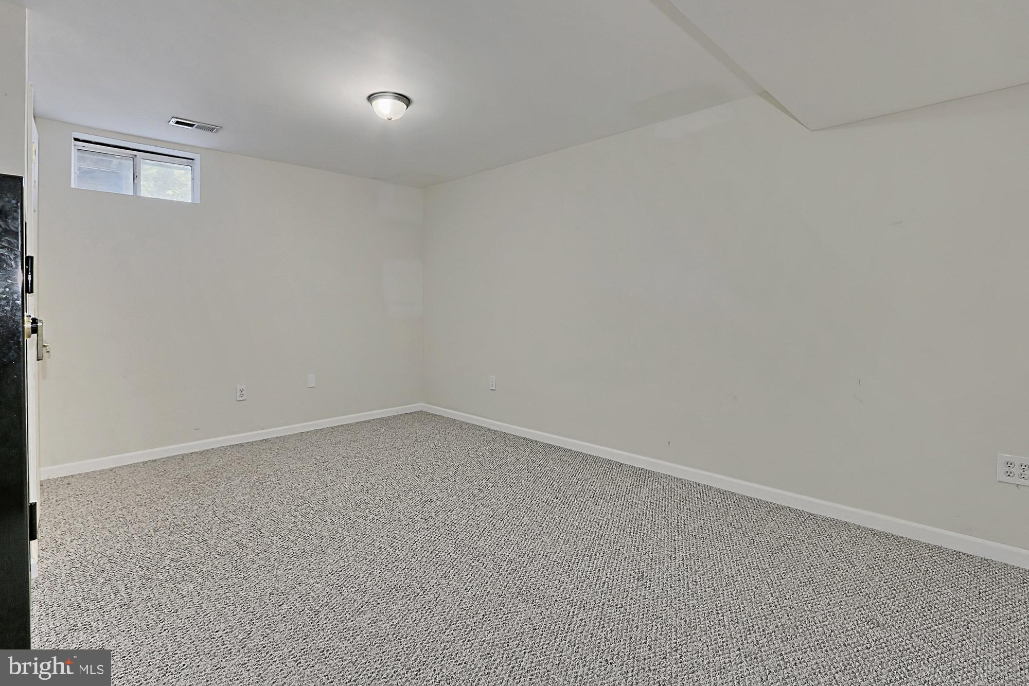 LAKE WHIPPOORWILL - Residential