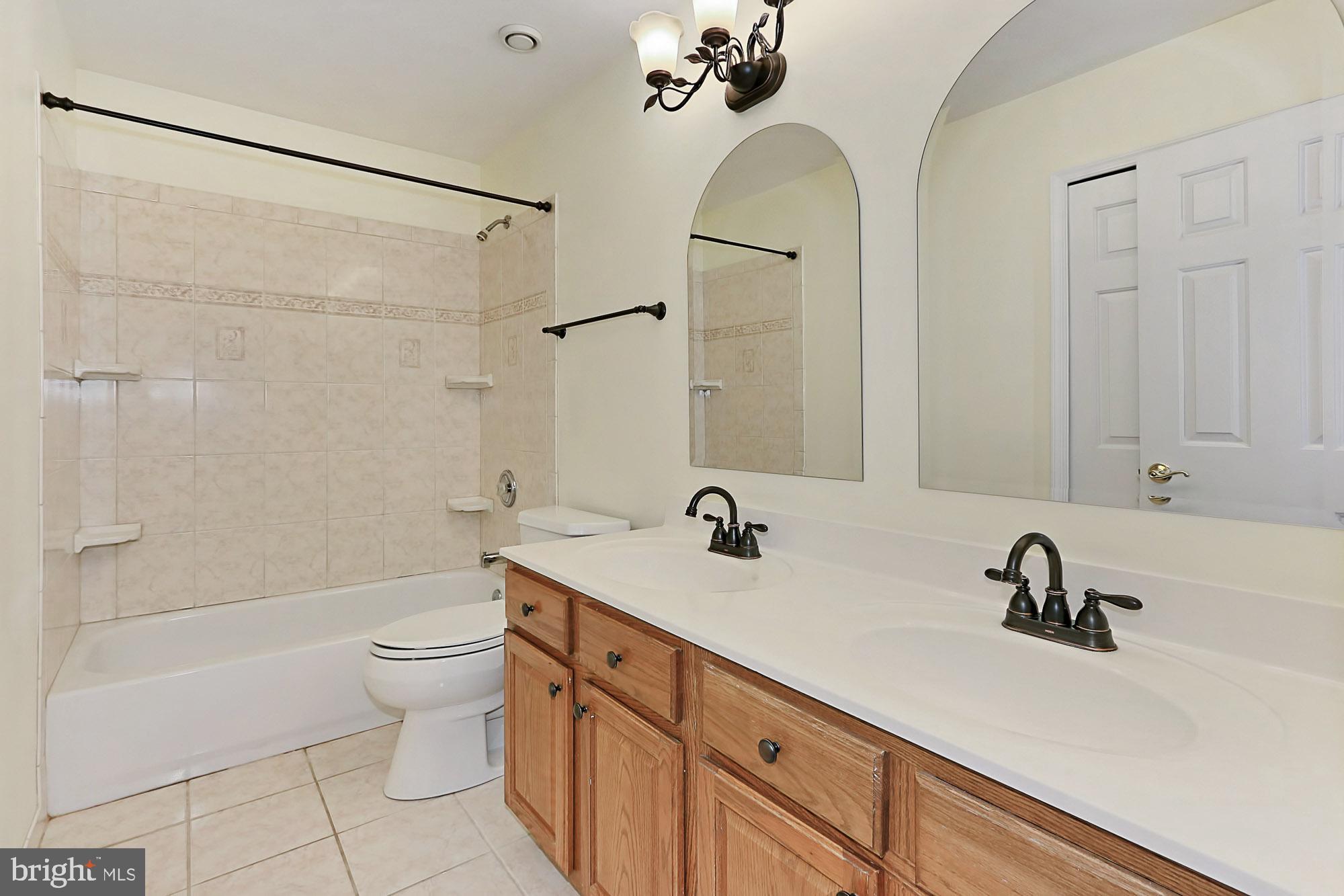 LAKE WHIPPOORWILL - Residential