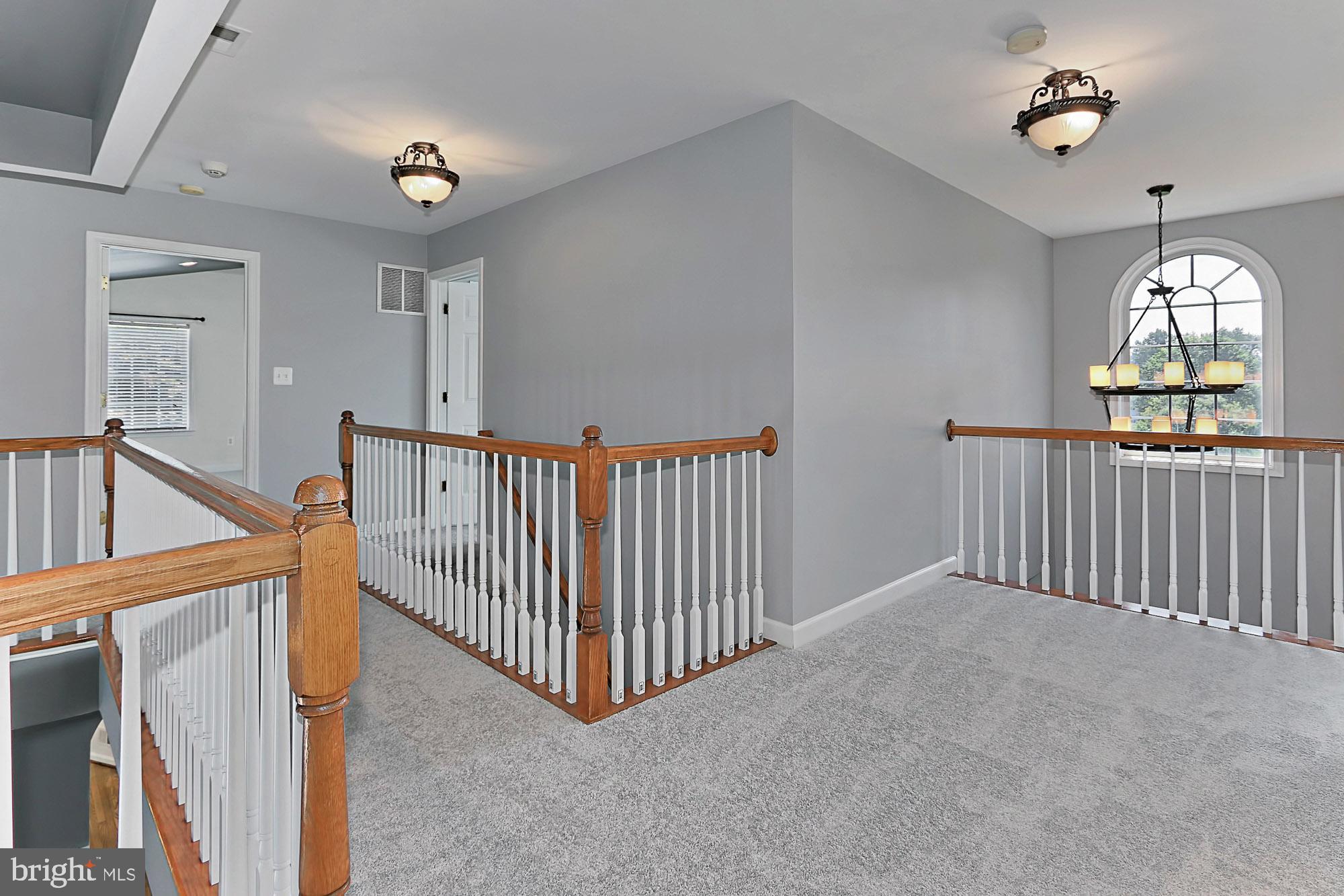 LAKE WHIPPOORWILL - Residential