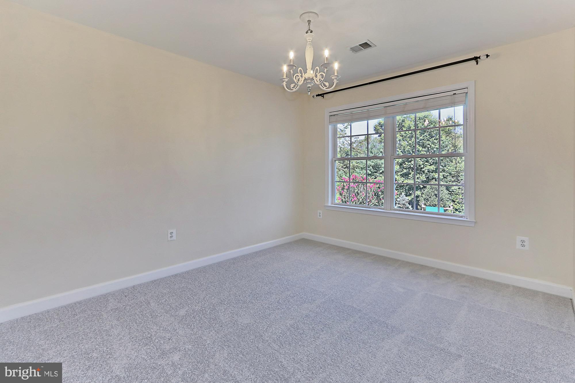 LAKE WHIPPOORWILL - Residential