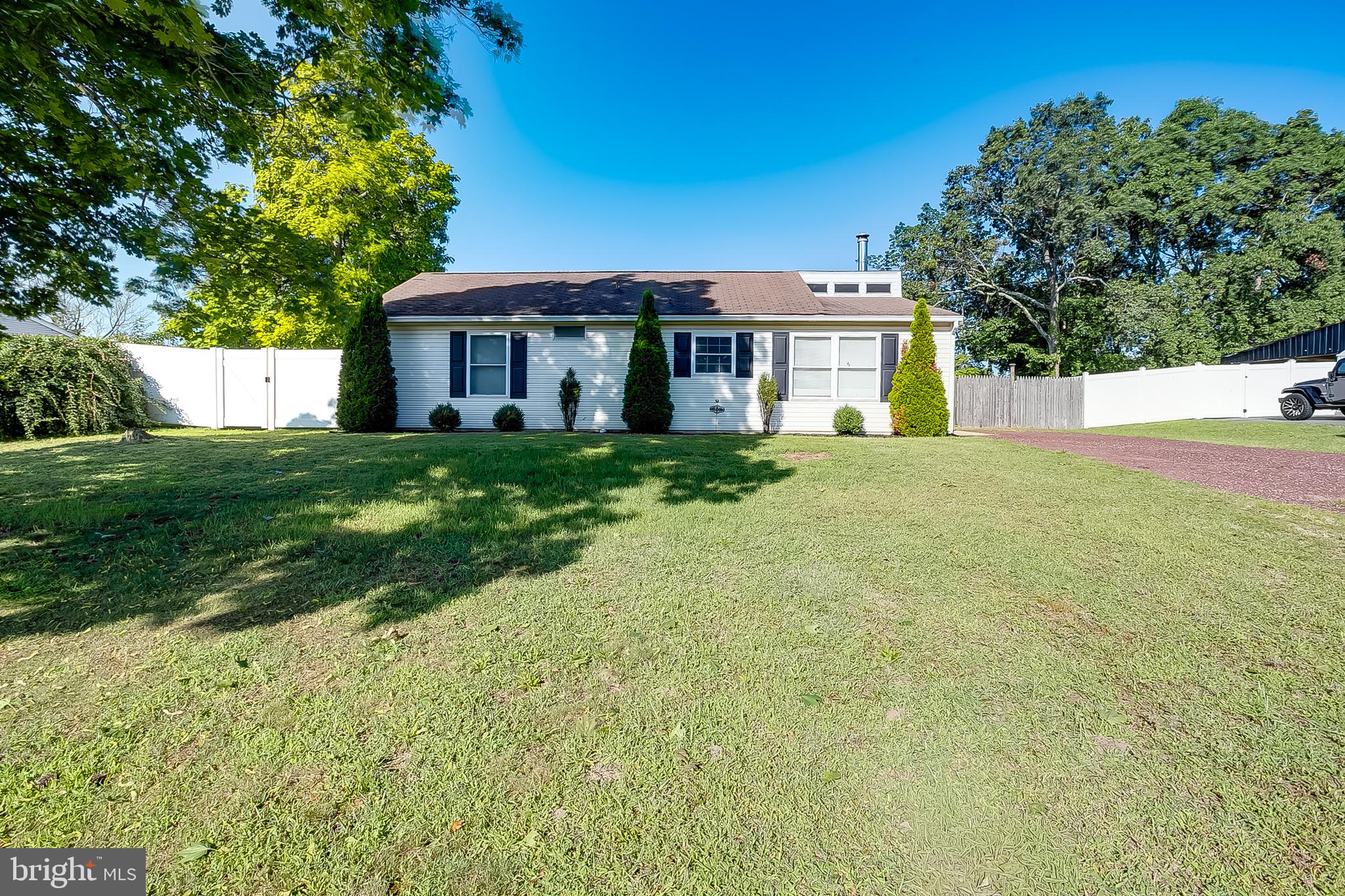 19 DUNDALK LANE