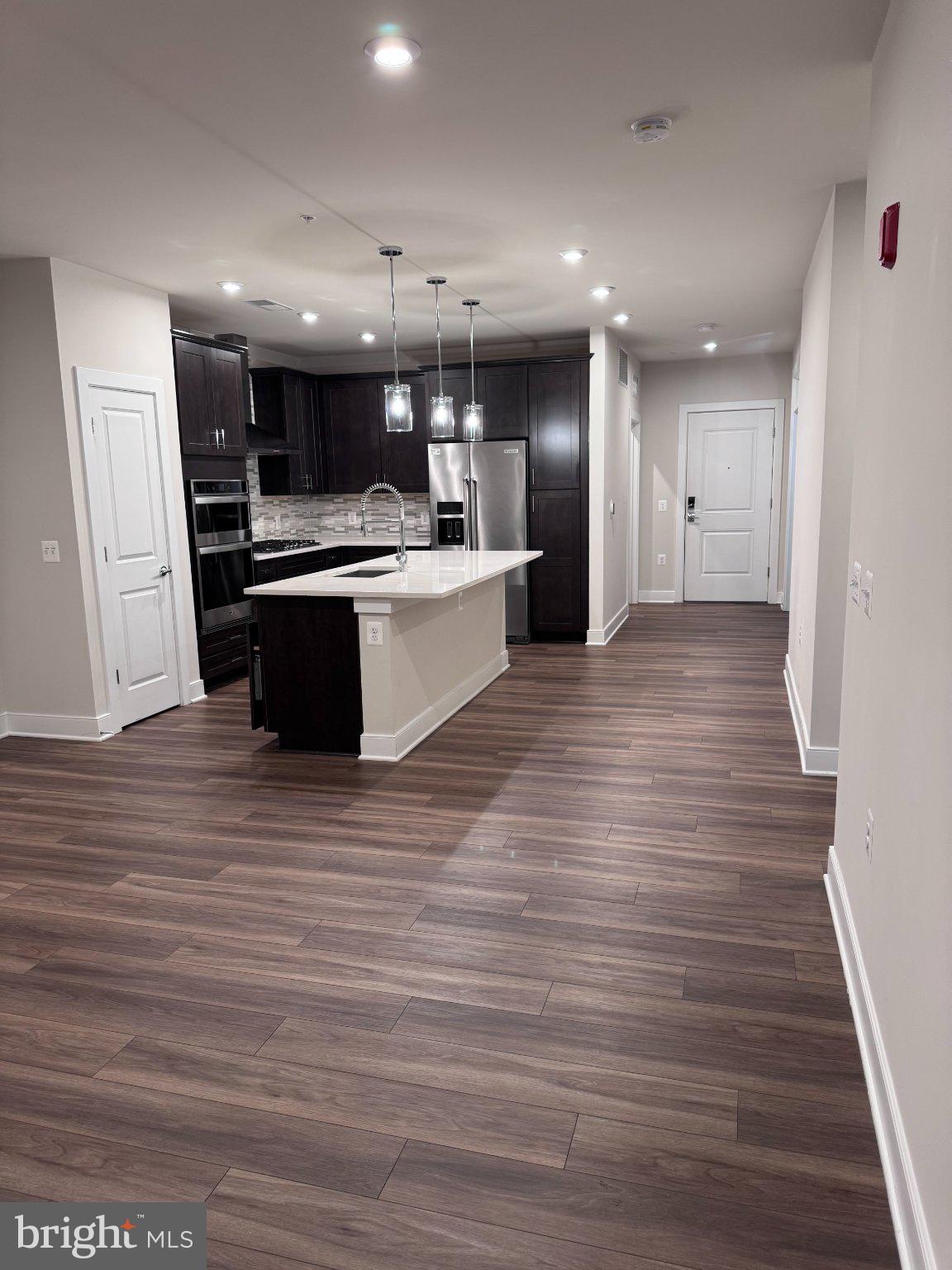 104 SAINT IVES PLACE 404
