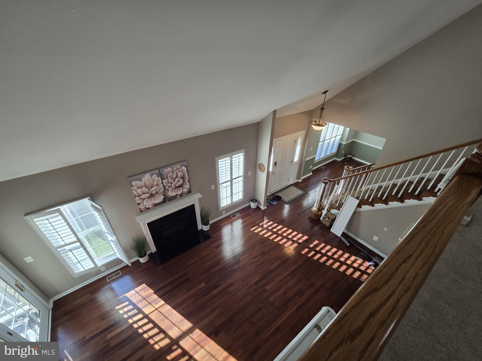 SOUTH RIDING - Residential Lease