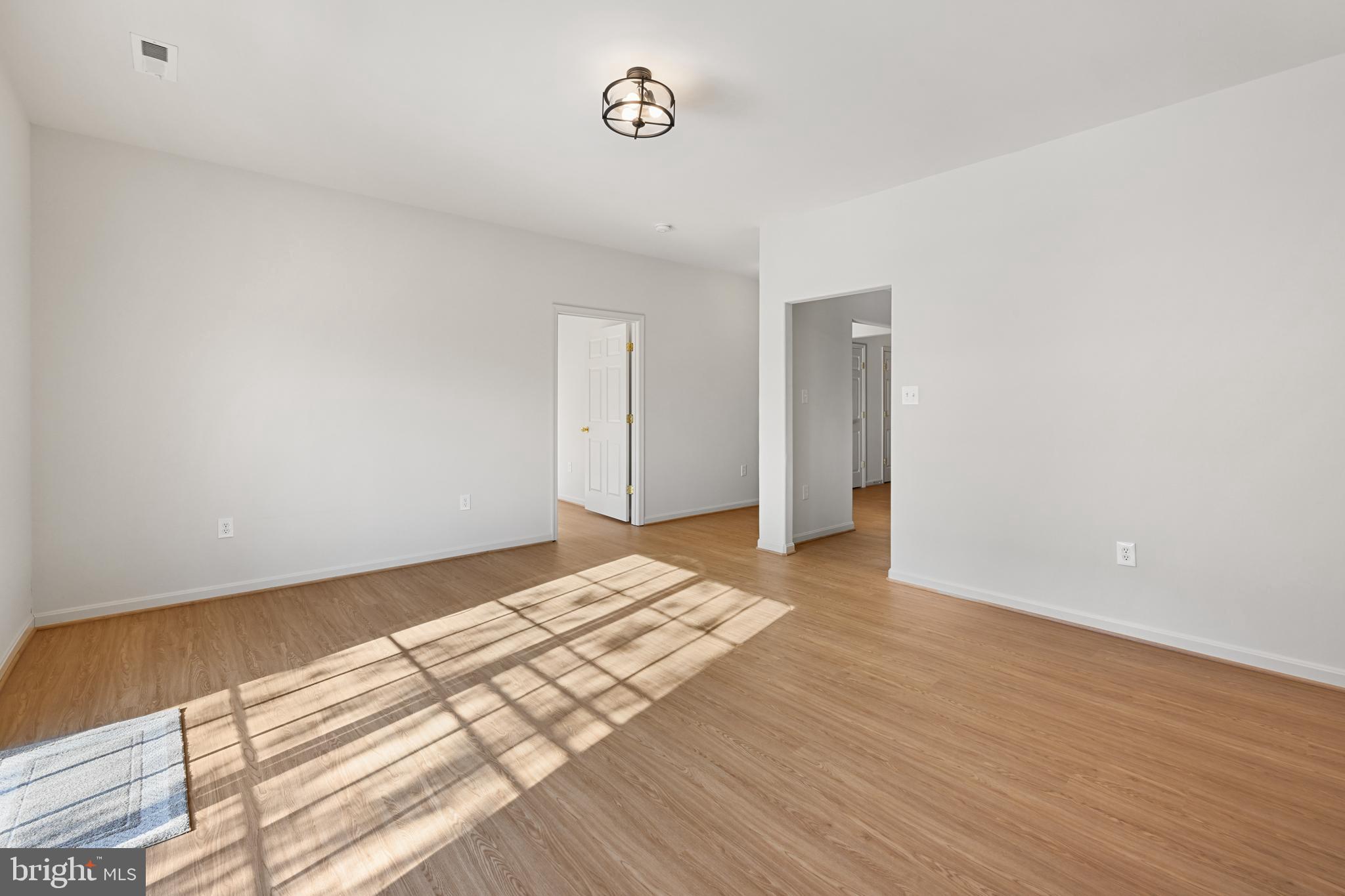 TURNBERRY EAST - Residential