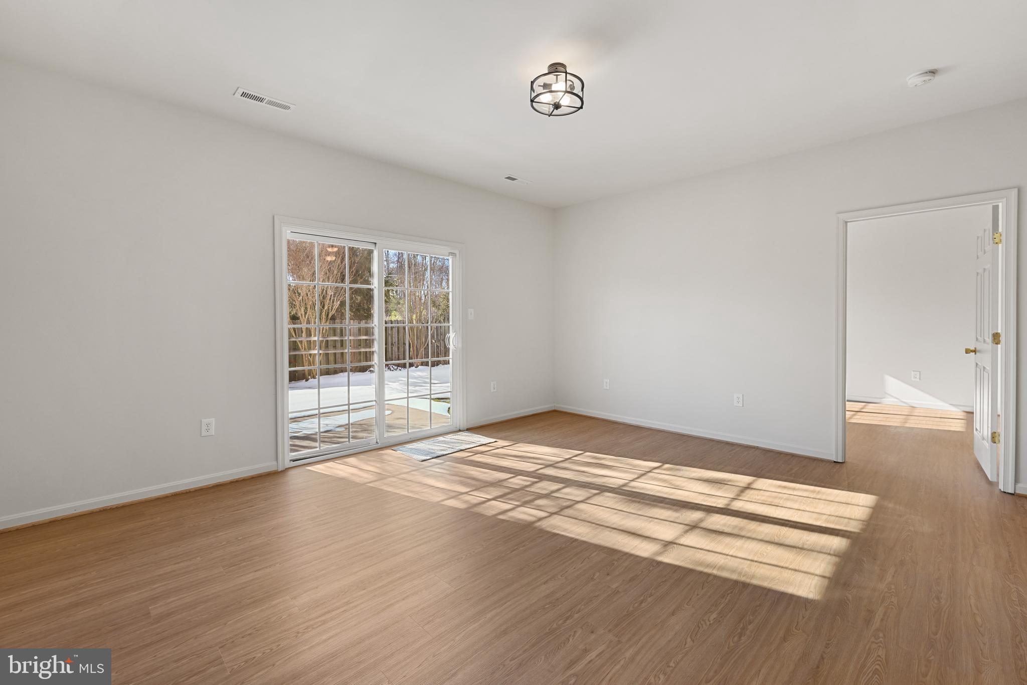 TURNBERRY EAST - Residential