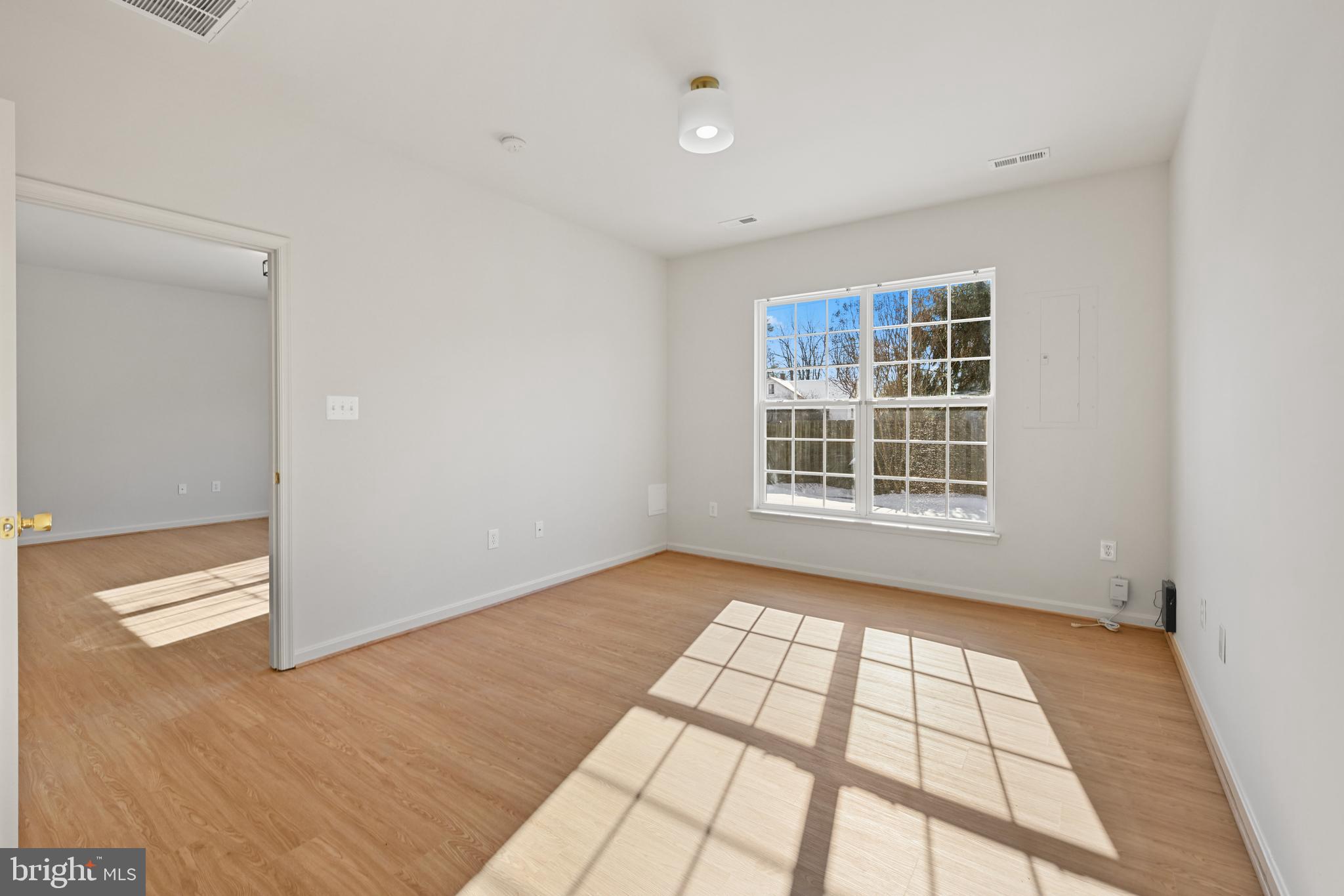 TURNBERRY EAST - Residential