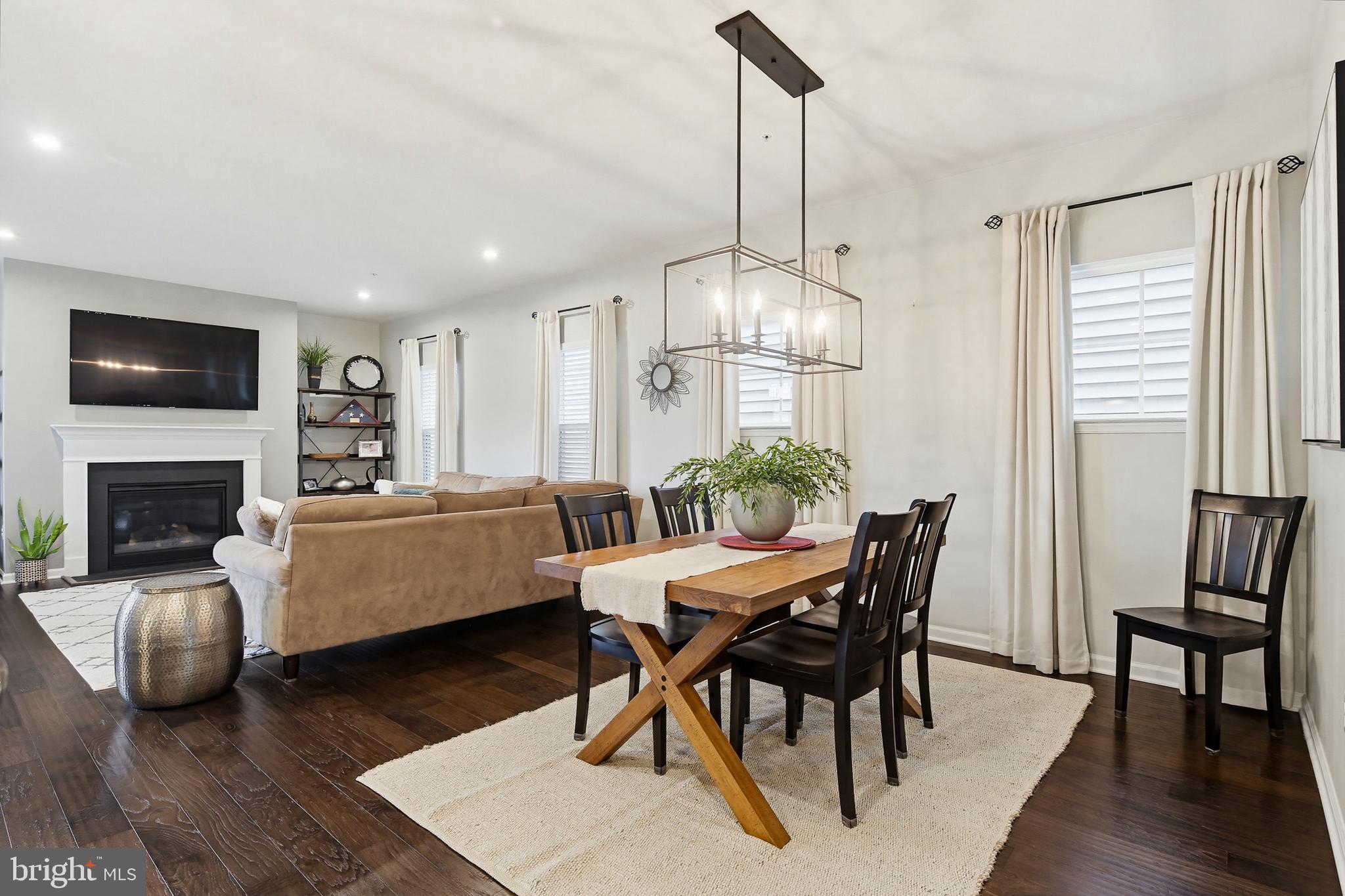 CABIN BRANCH - Residential