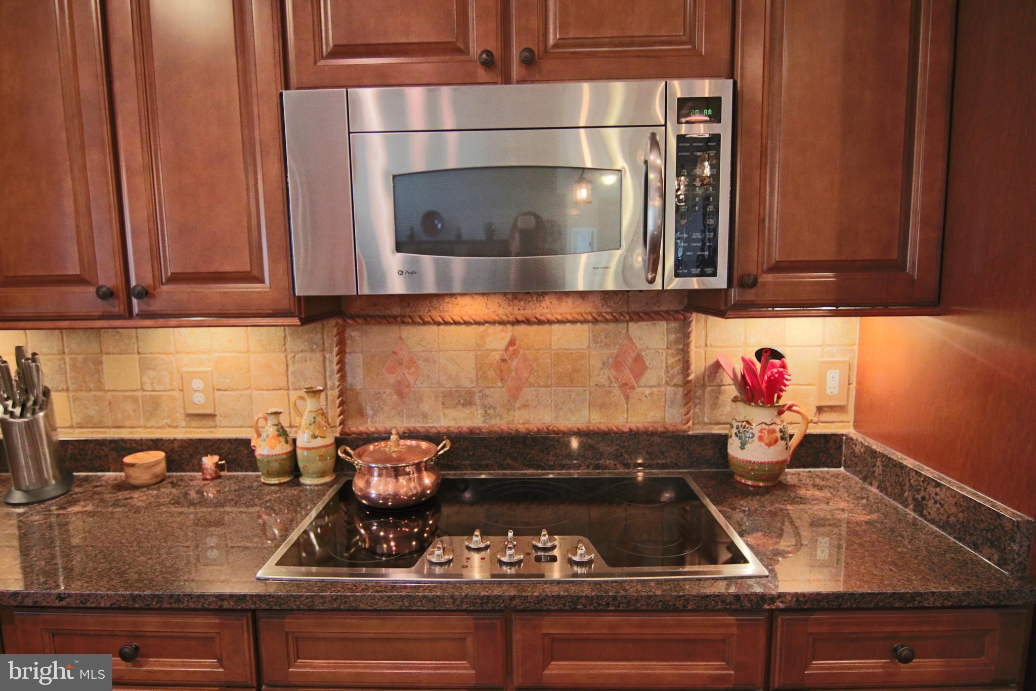 BROOKWOOD RUN - Residential