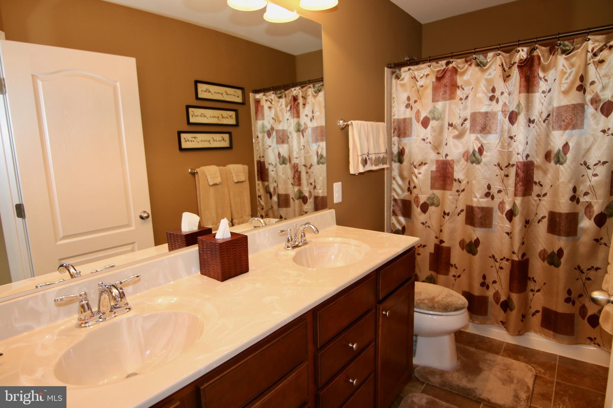 BROOKWOOD RUN - Residential