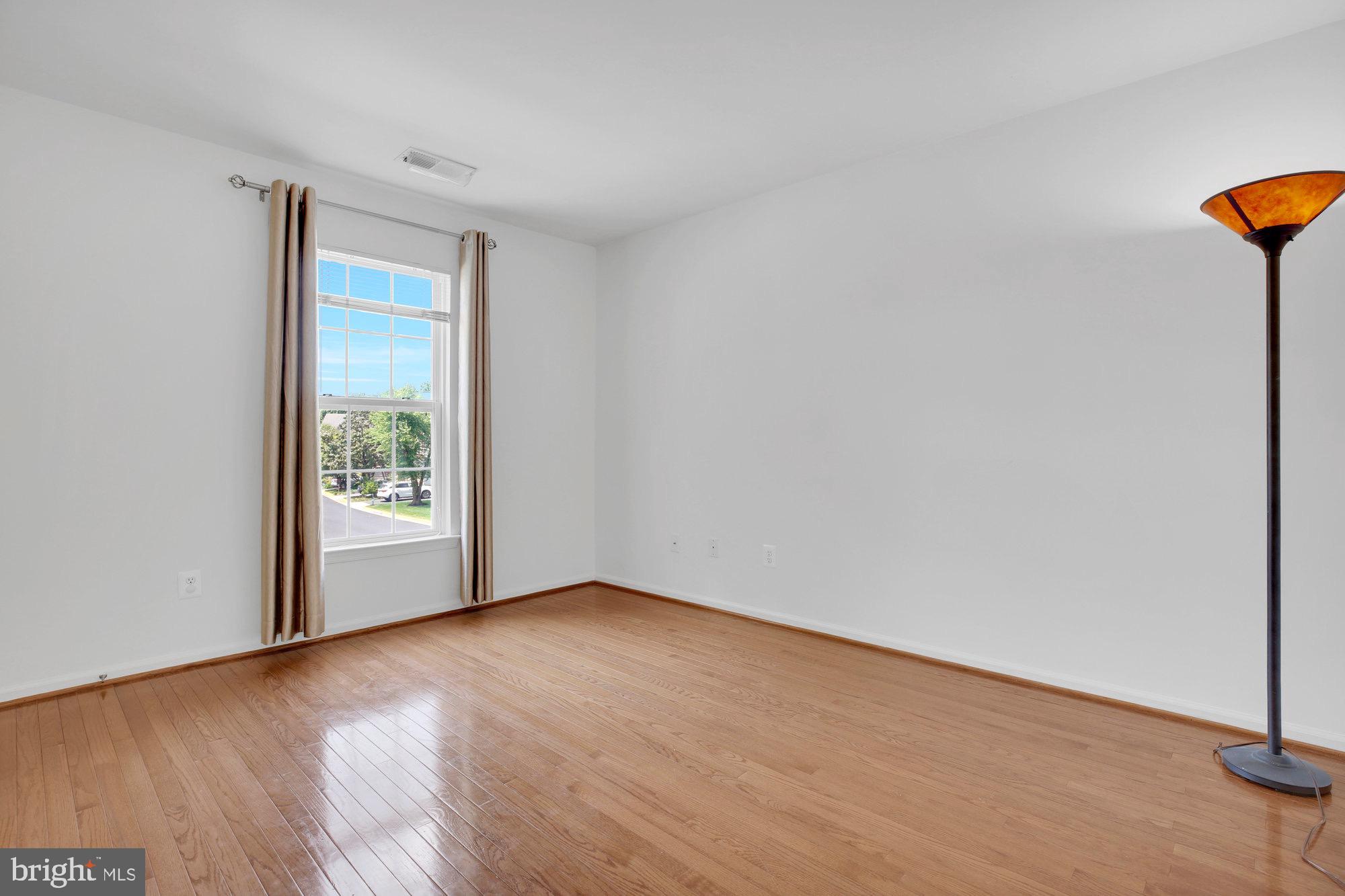 ARMISTEAD PARK - Residential Lease