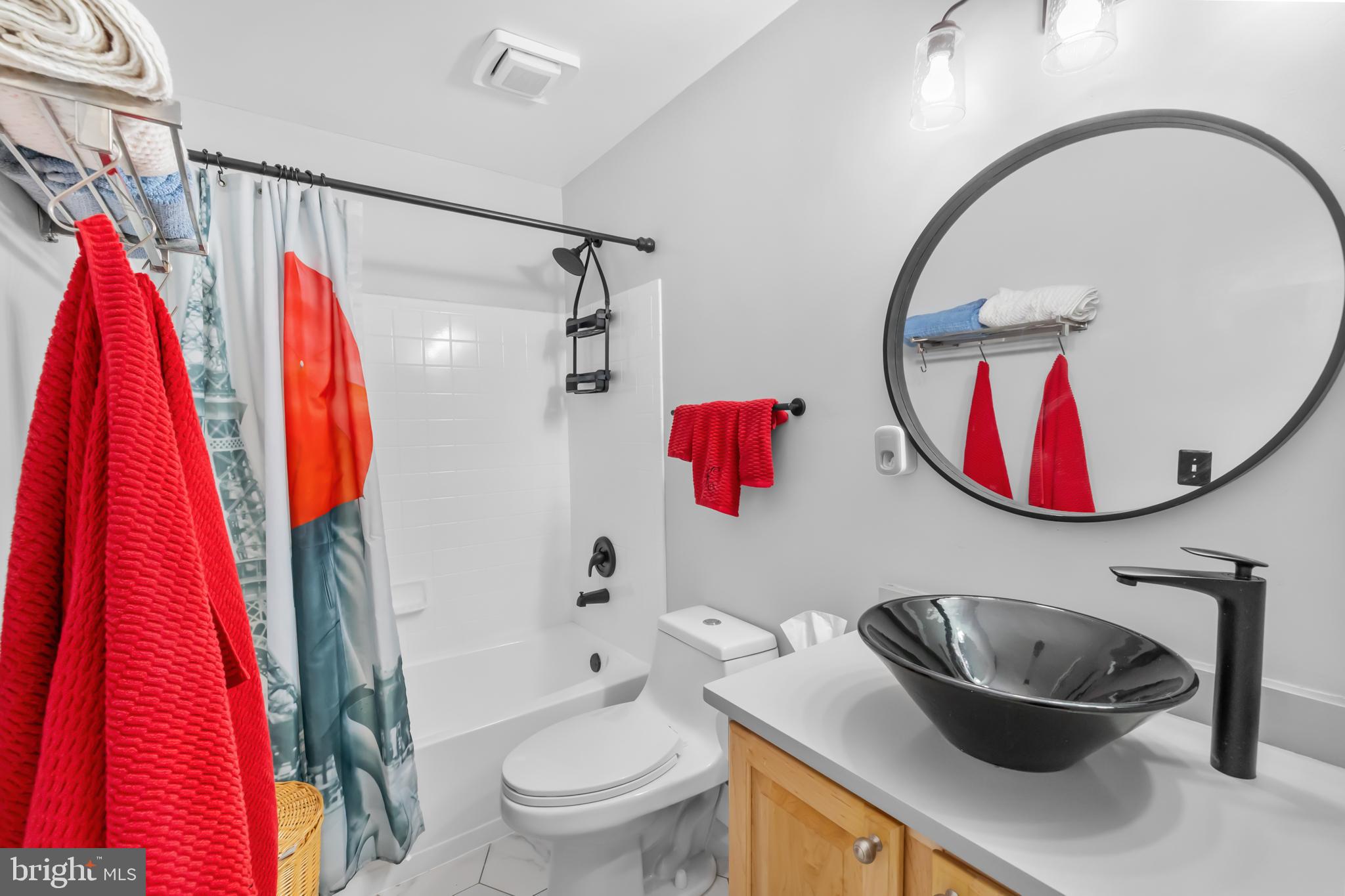 EDWARDS LANDING - Residential