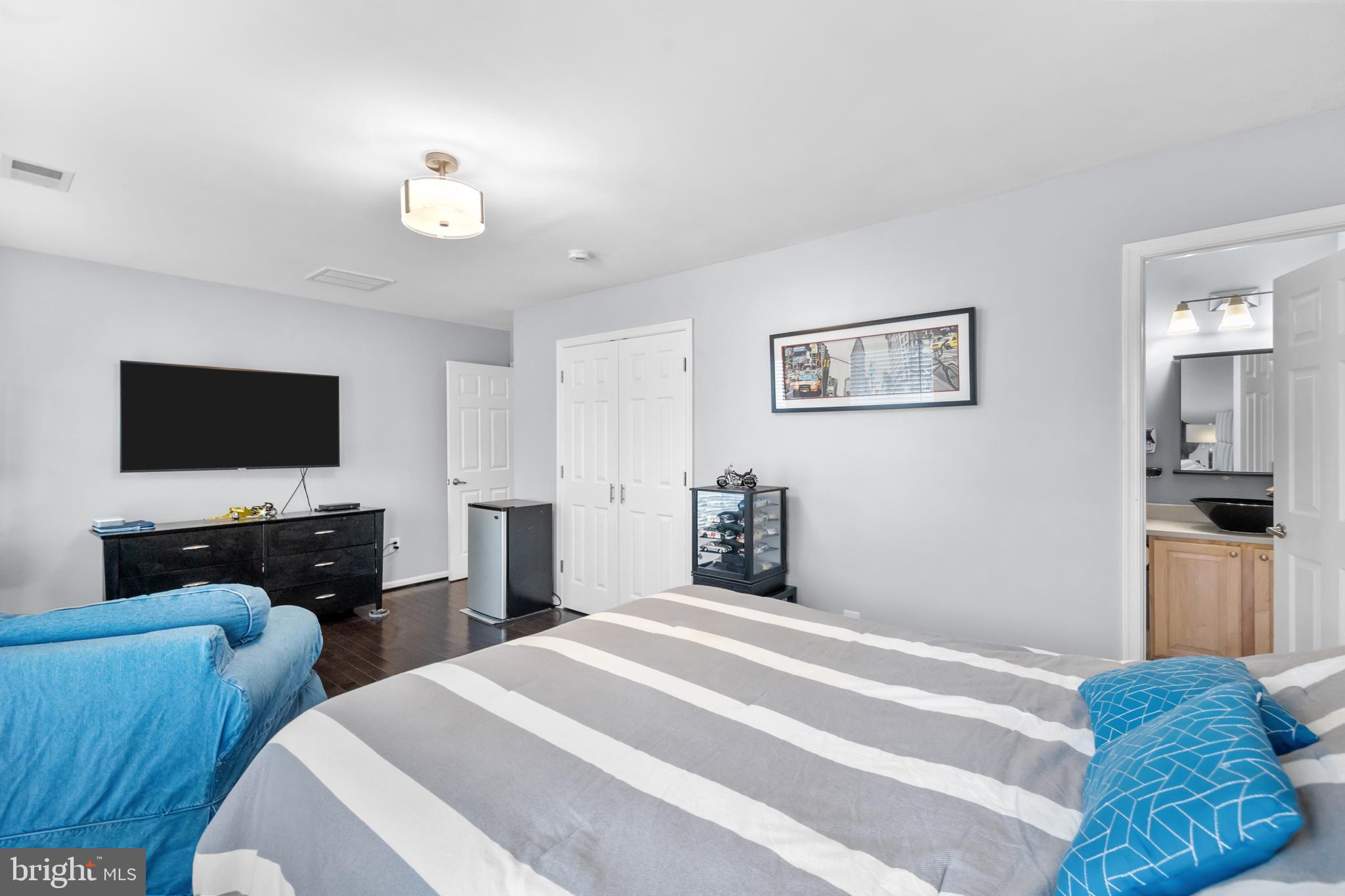 EDWARDS LANDING - Residential