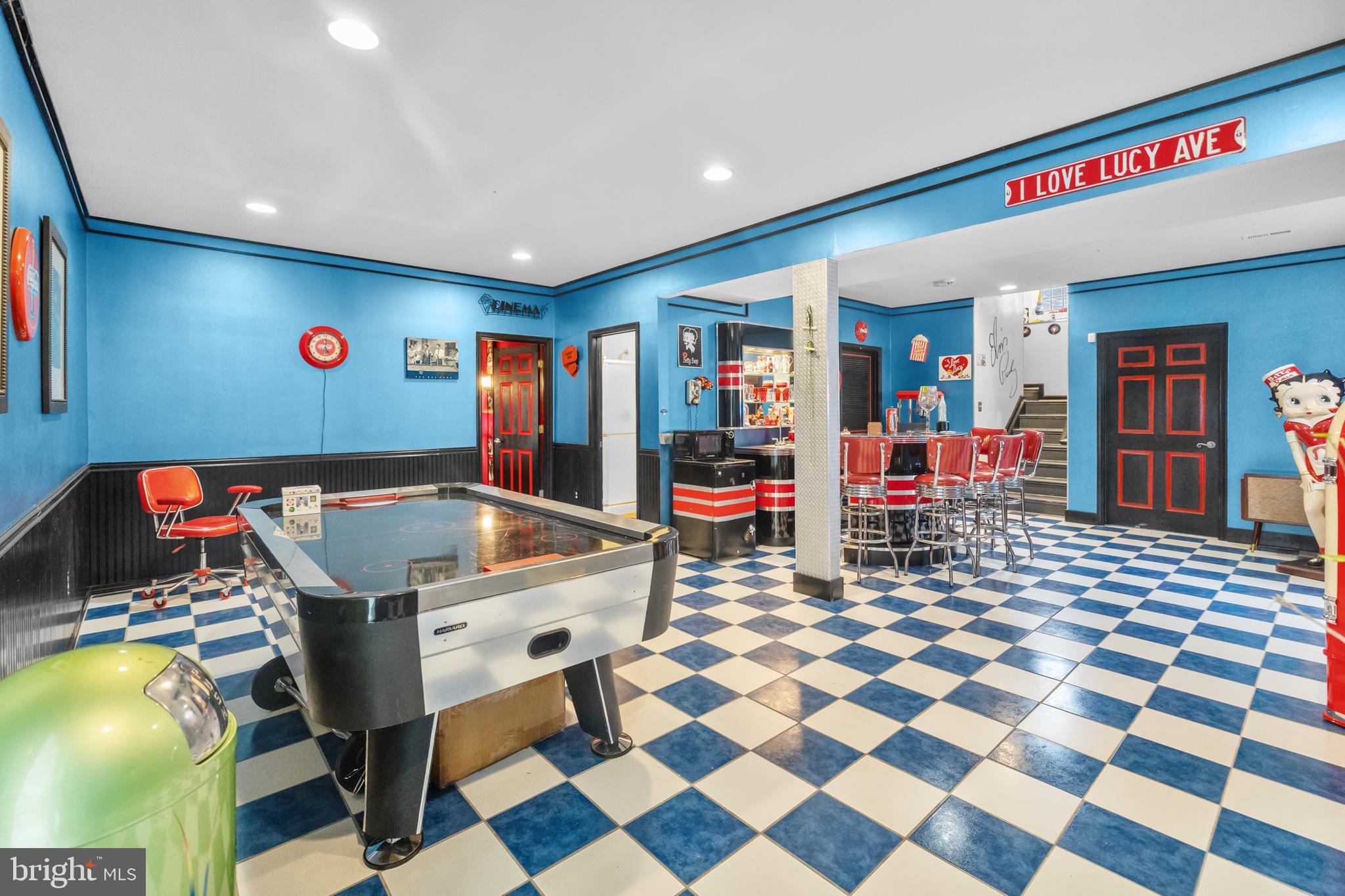 EDWARDS LANDING - Residential