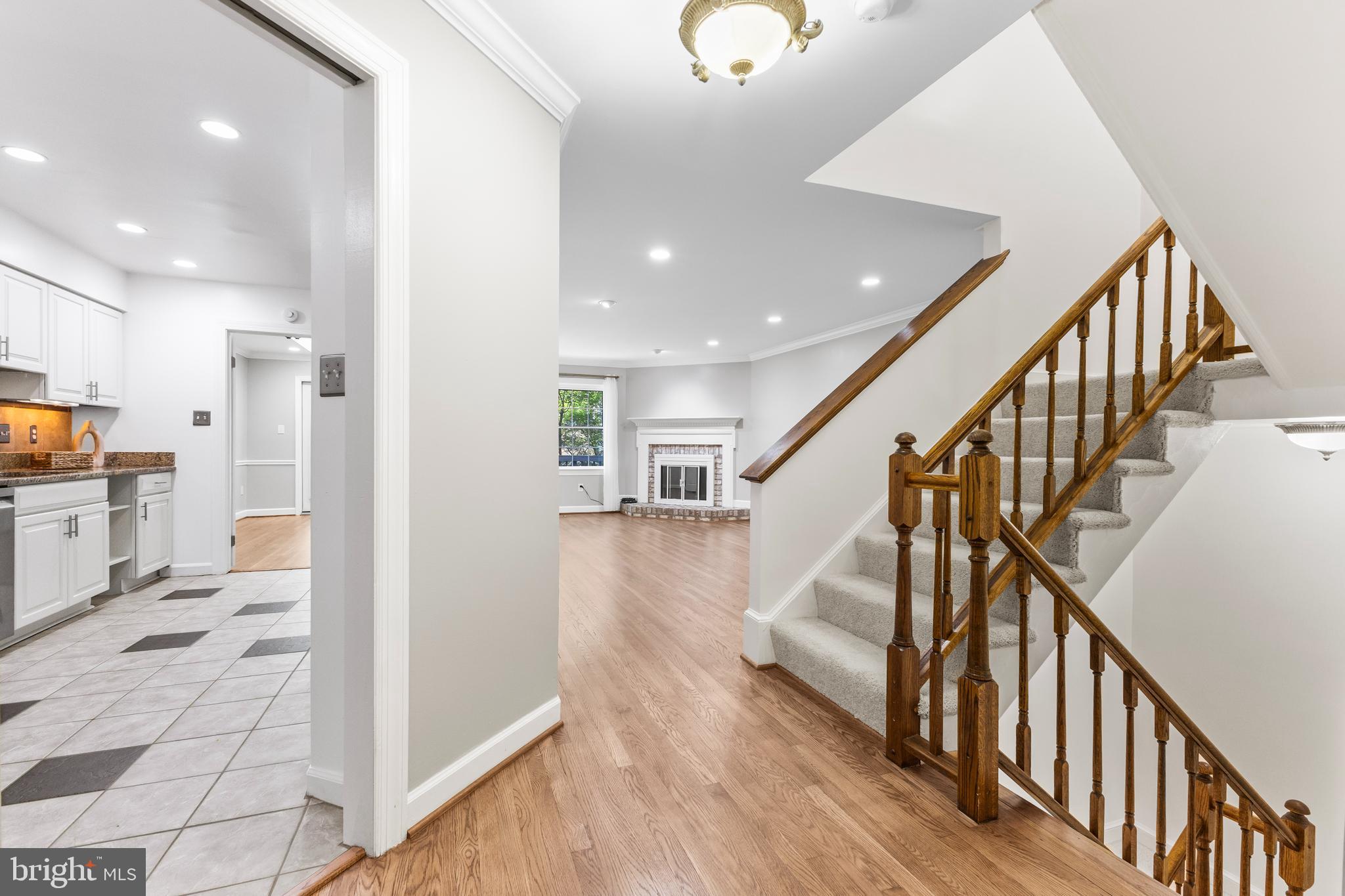 6308 CHAUCER VIEW CIRCLE