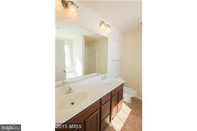 CARRIAGE HILL - Residential Lease