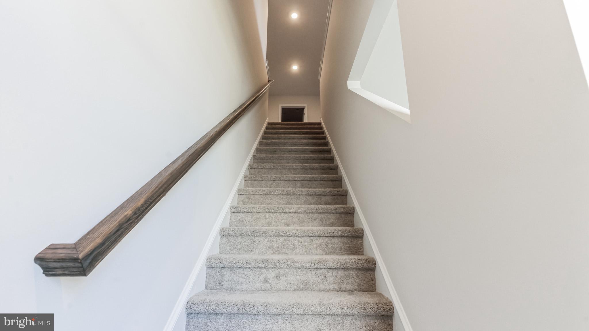 PENNSBURG - Residential