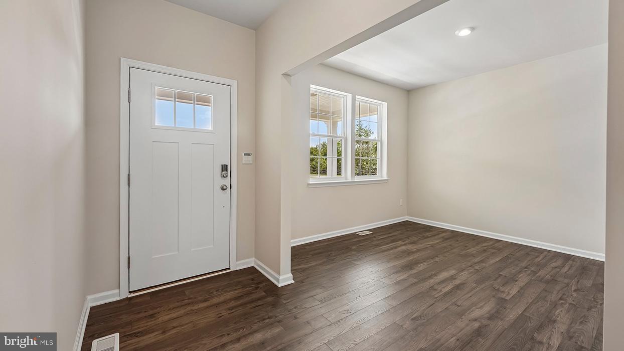 3037 MARTHA WAY