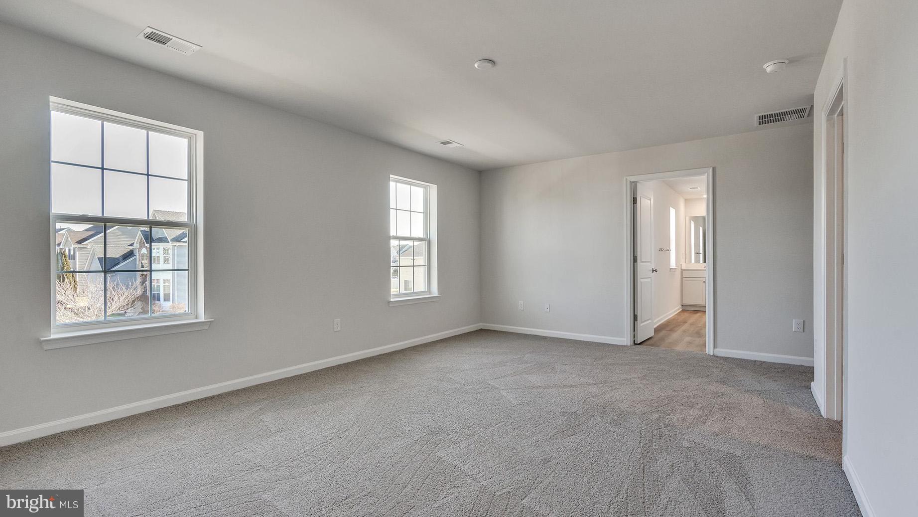 PENNSBURG - Residential