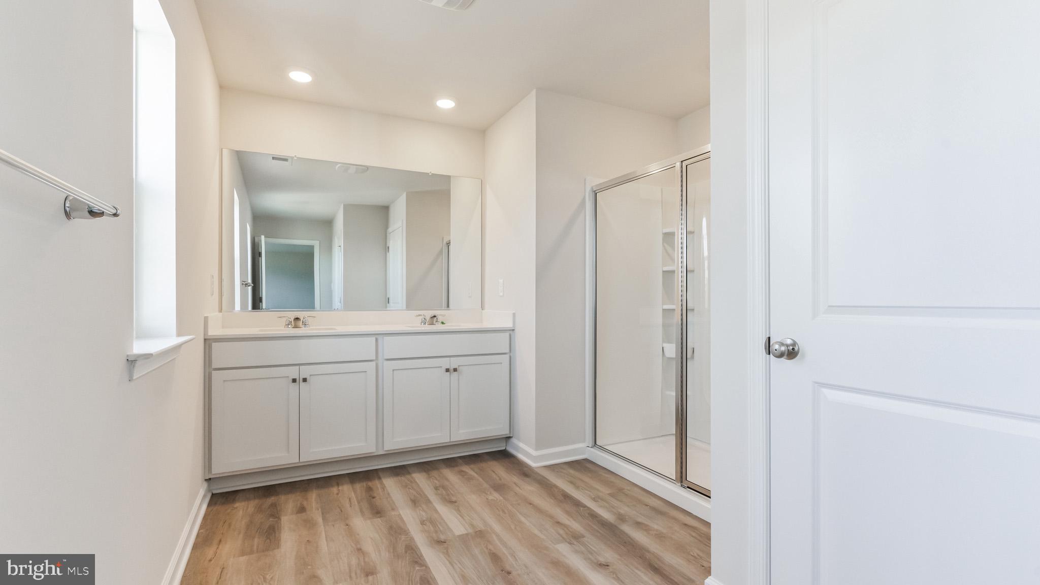 PENNSBURG - Residential