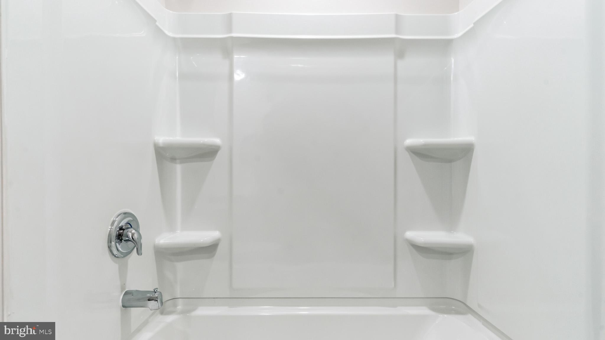 PENNSBURG - Residential