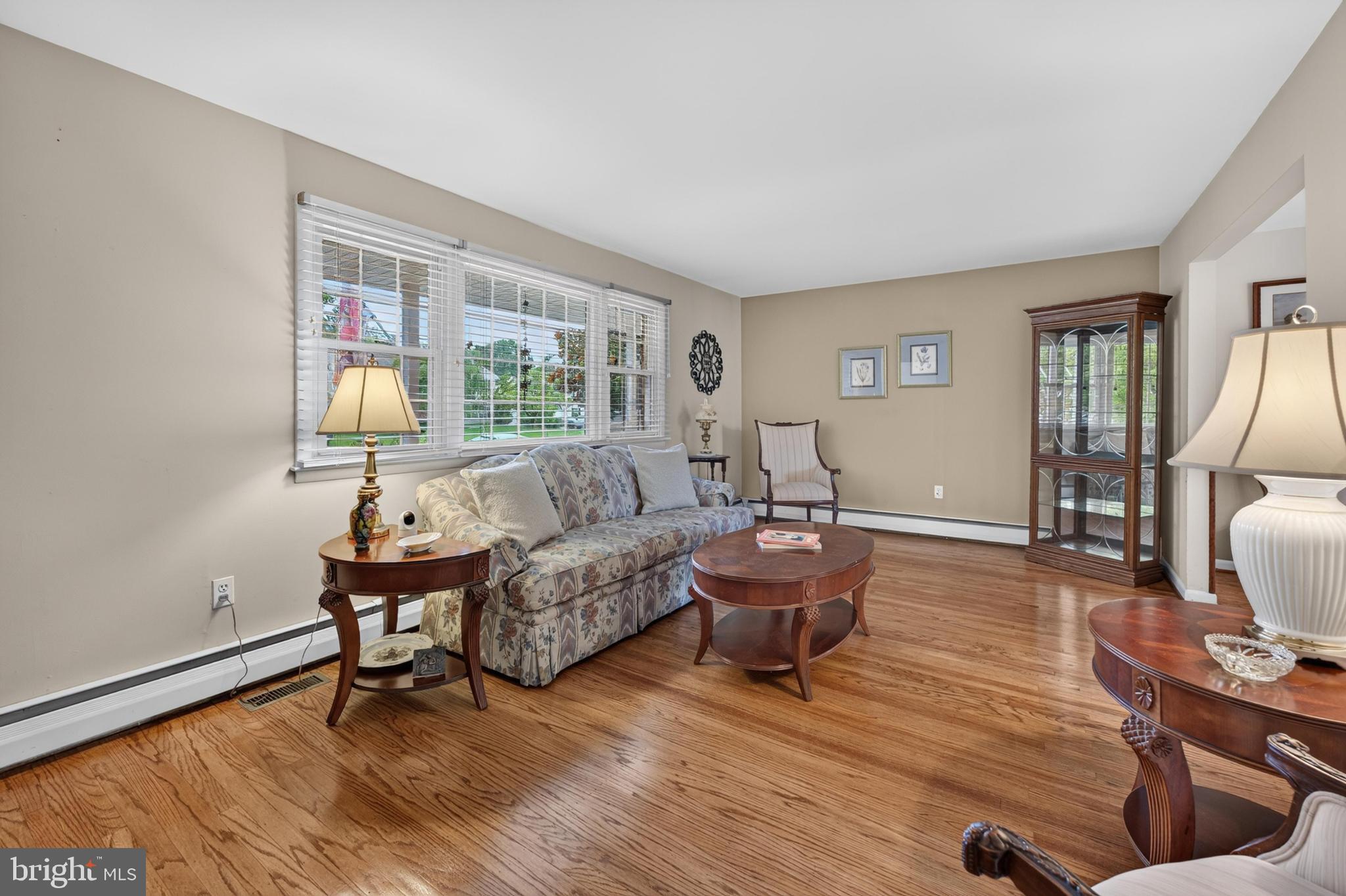 13 FLORENCE AVENUE