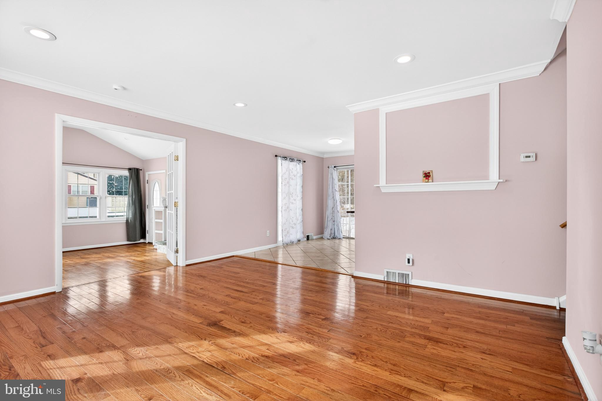 COLONIAL VIL - Residential