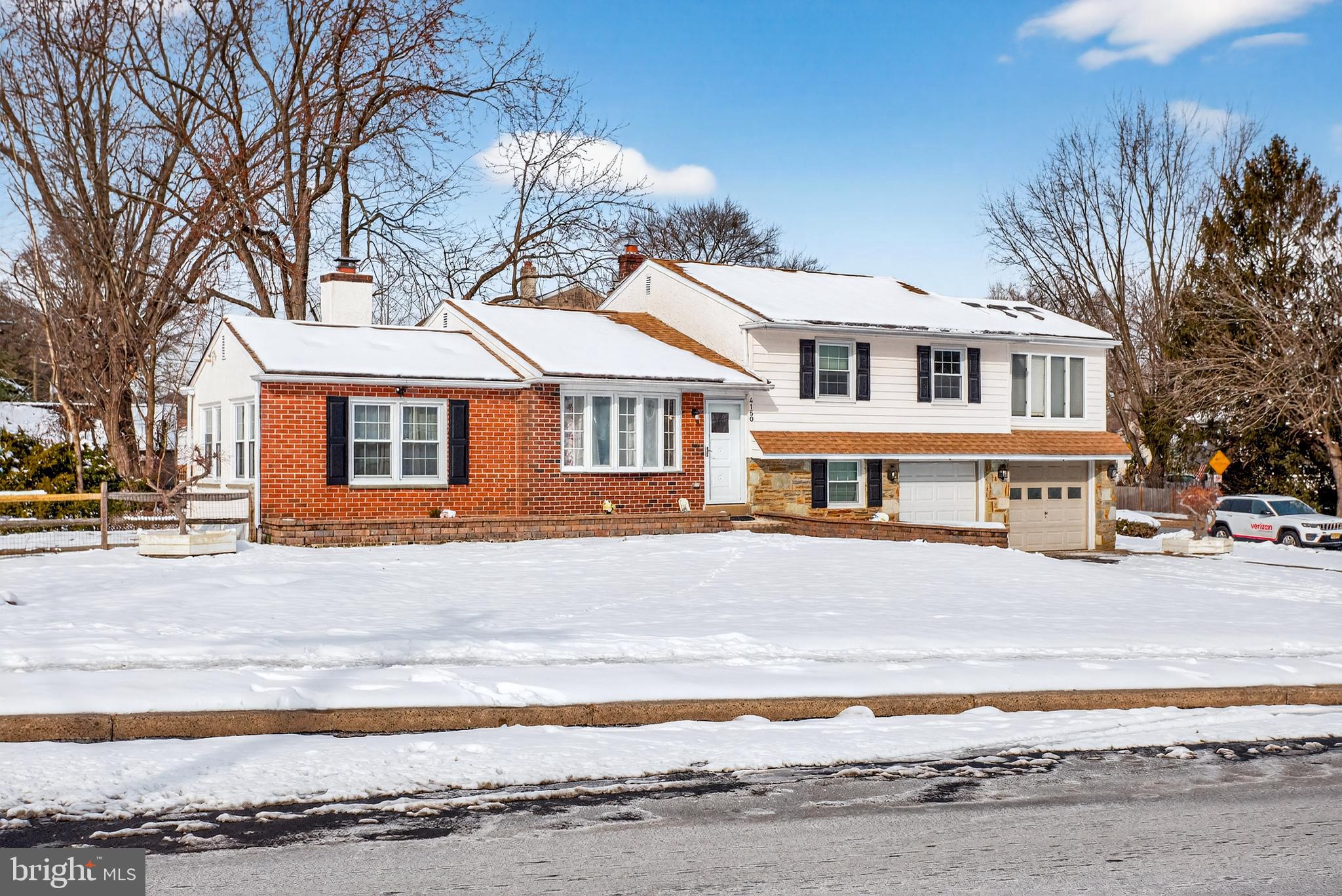 COLONIAL VIL - Residential