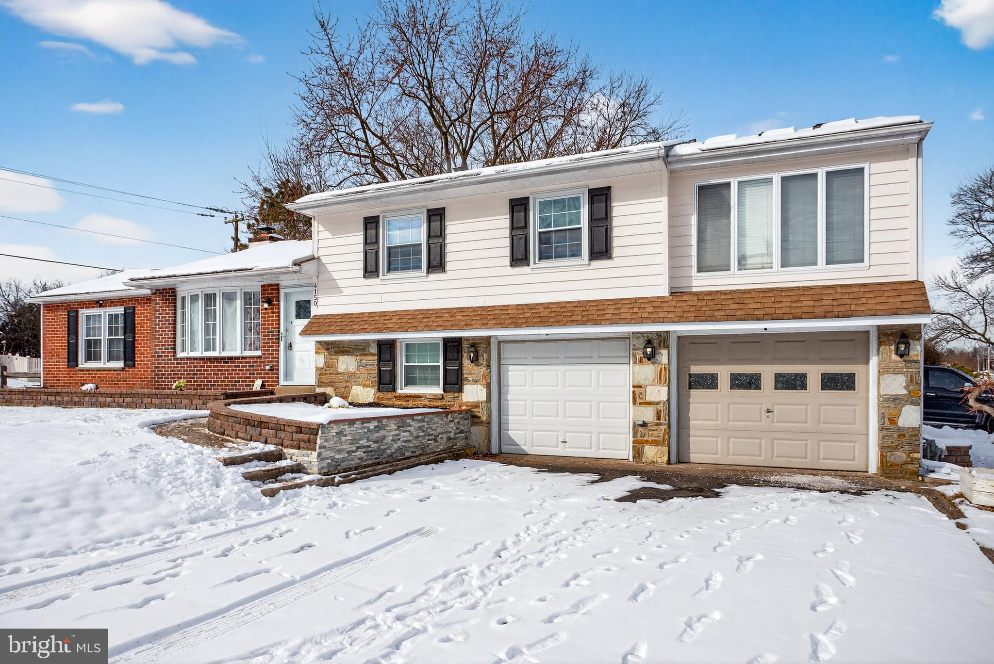 COLONIAL VIL - Residential