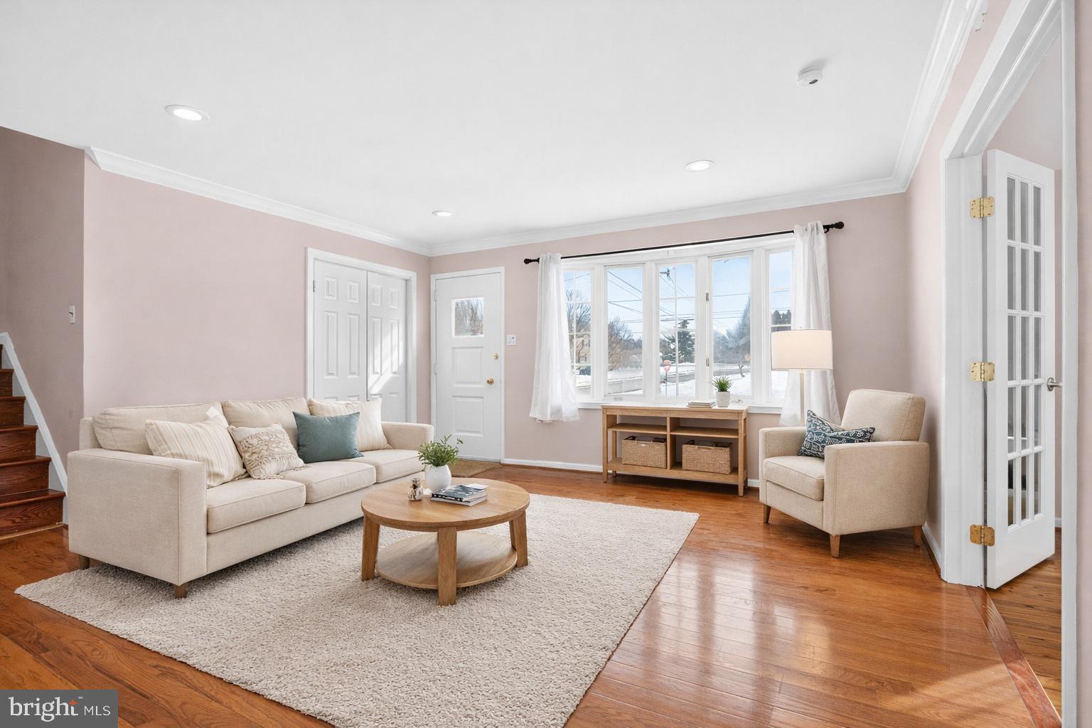 COLONIAL VIL - Residential