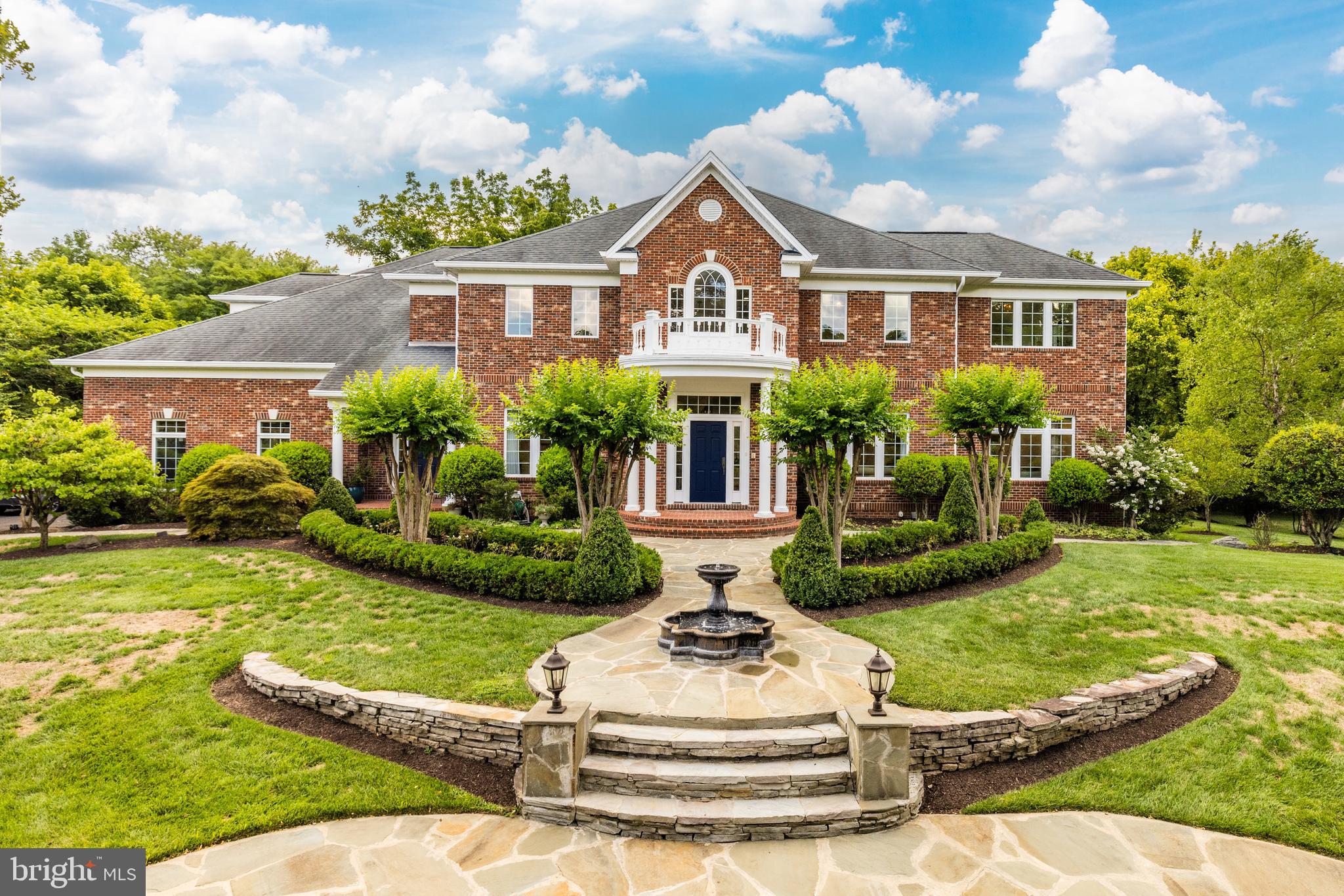 6318 GEORGETOWN PIKE