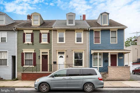 Townhouse For Sale - 1523 Derry Street<br/> HARRISBURG, PA 17104