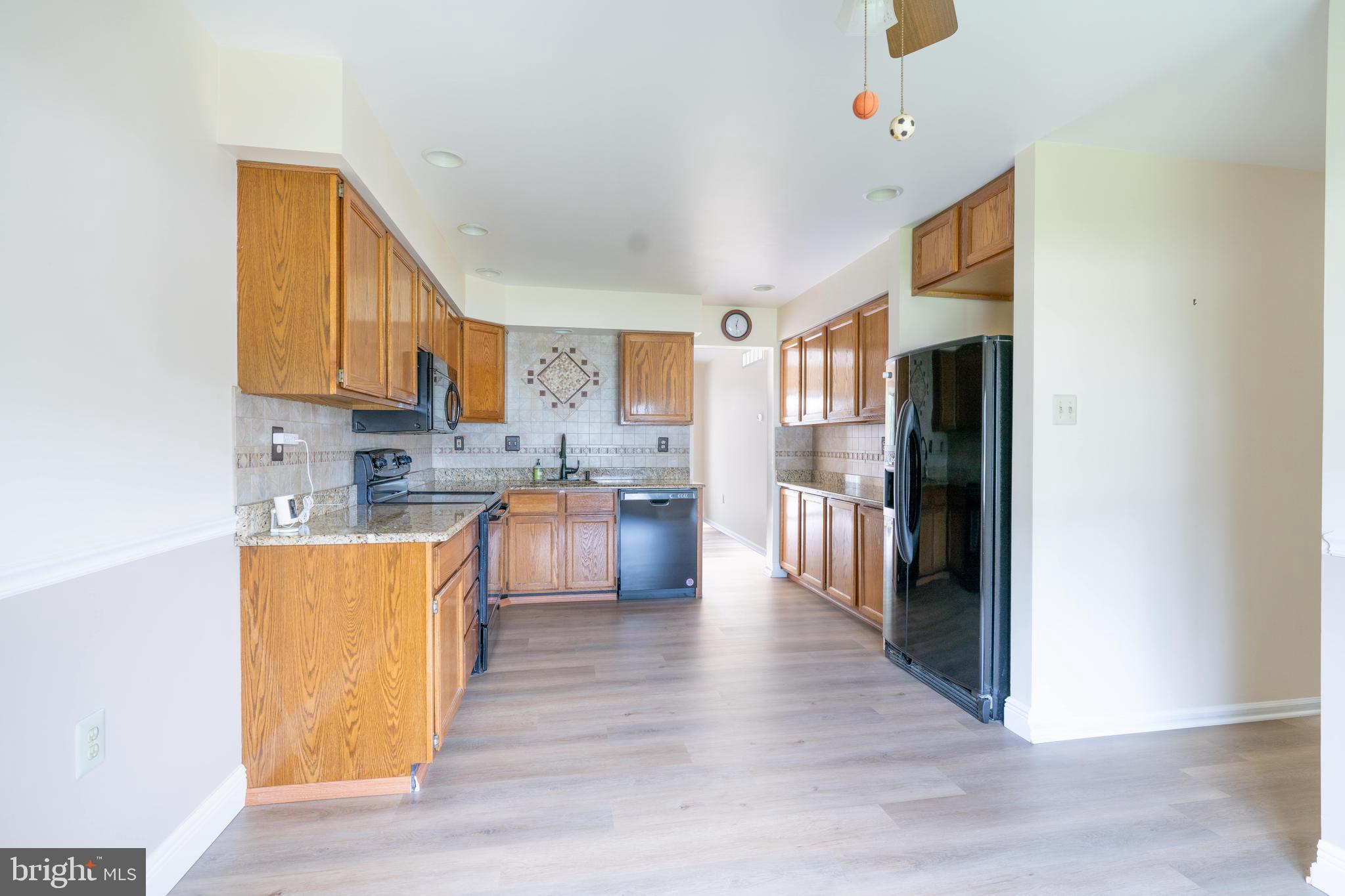 2331 CAMBRIDGE CIRCLE
