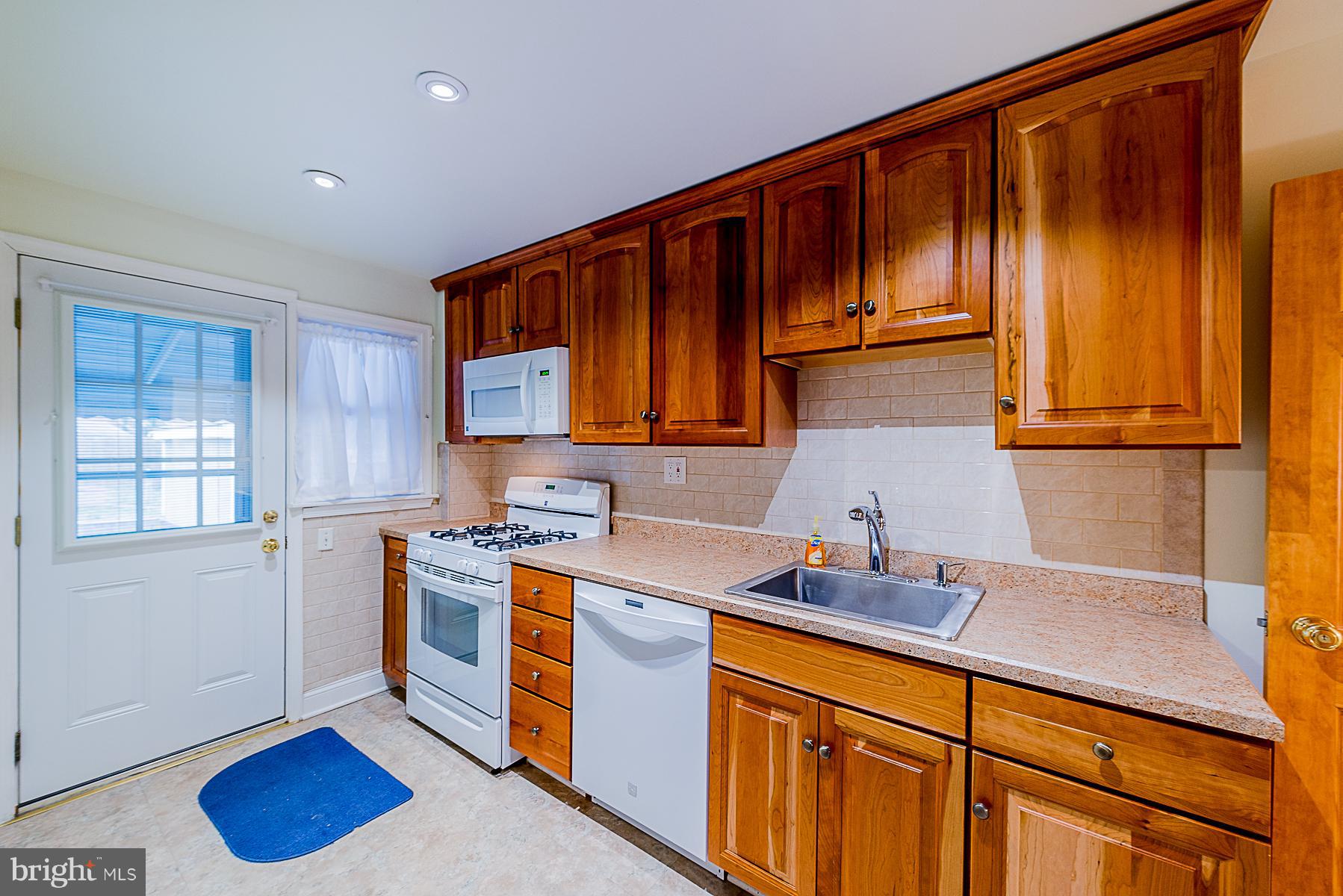 EASTFIELD - Residential