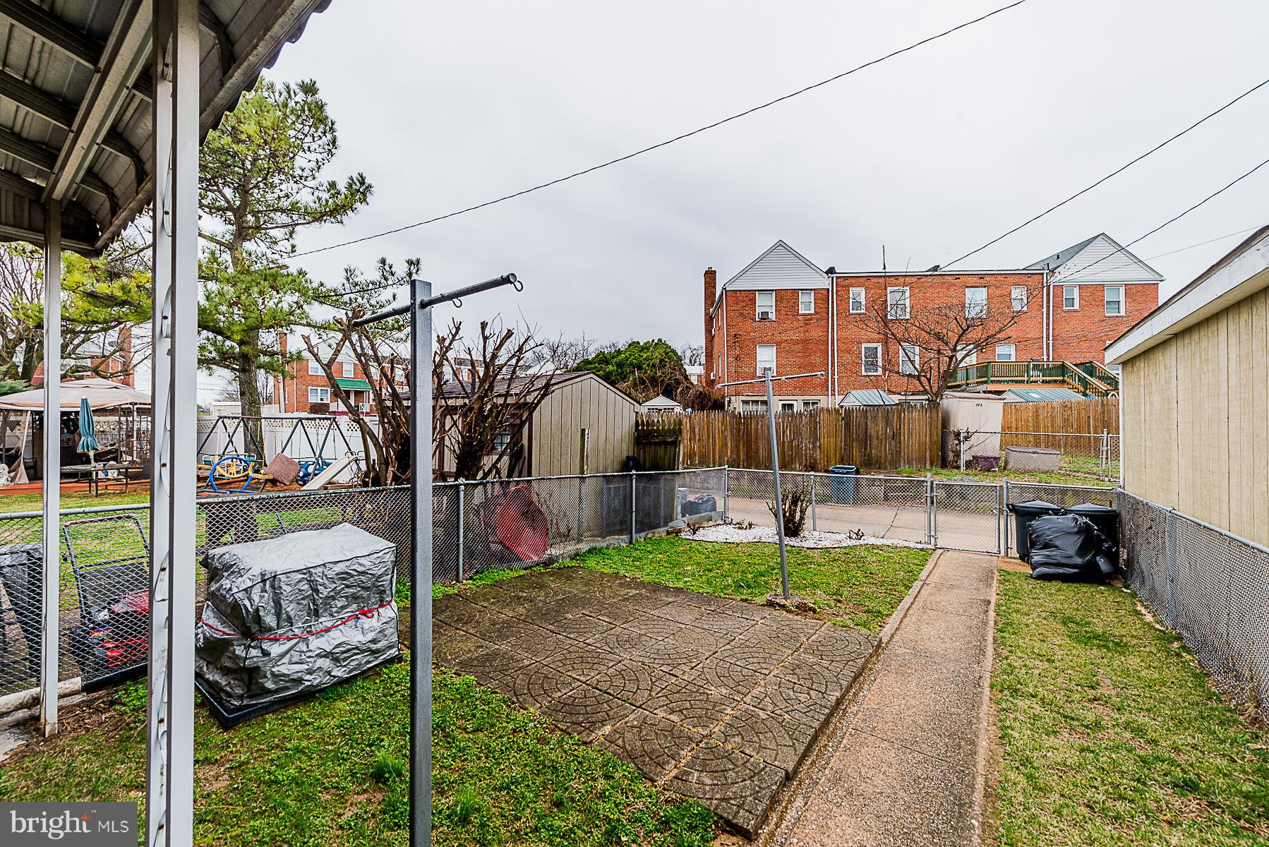 EASTFIELD - Residential