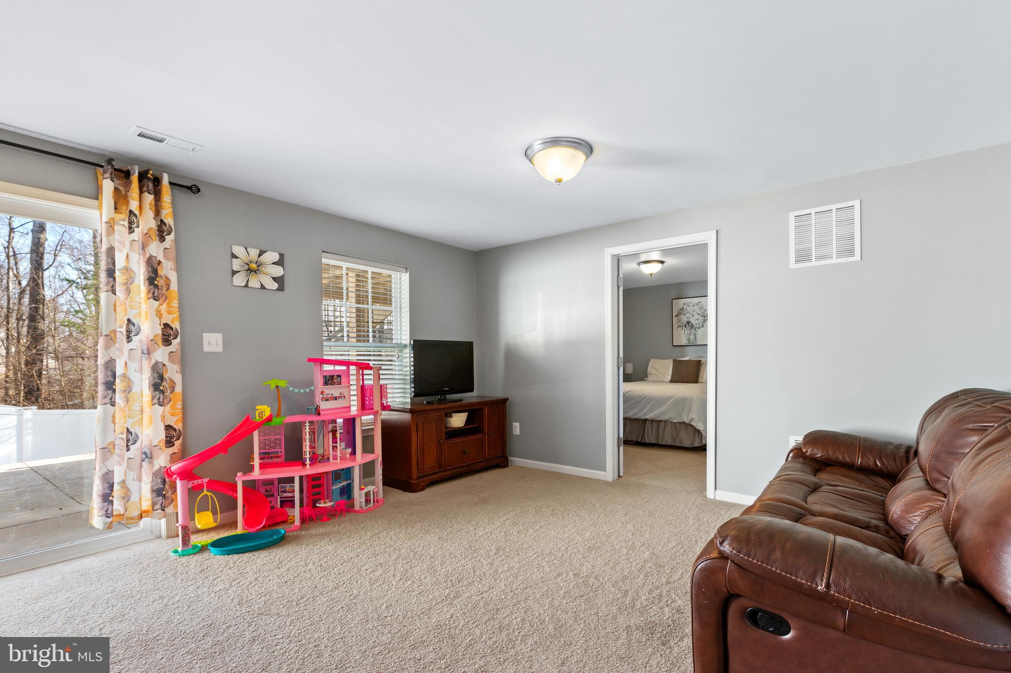 PRINCE FREDERICK CROSSING - Residential