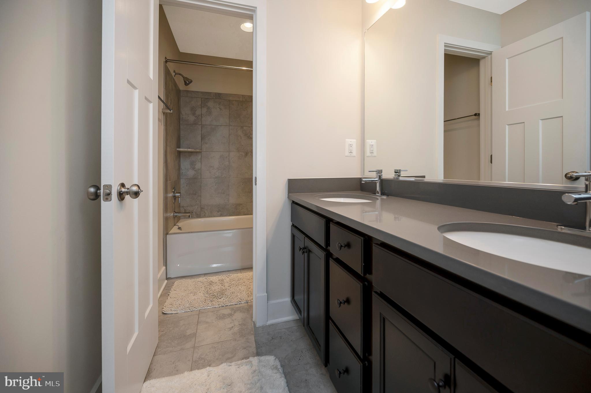 CHAPEL RIDGE - Residential