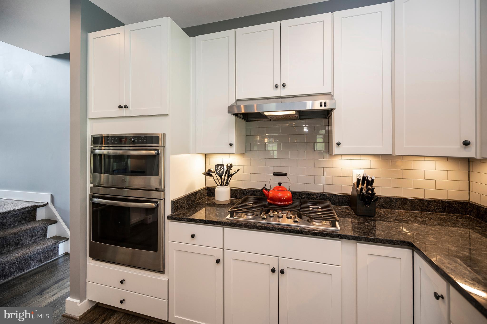 CHAPEL RIDGE - Residential