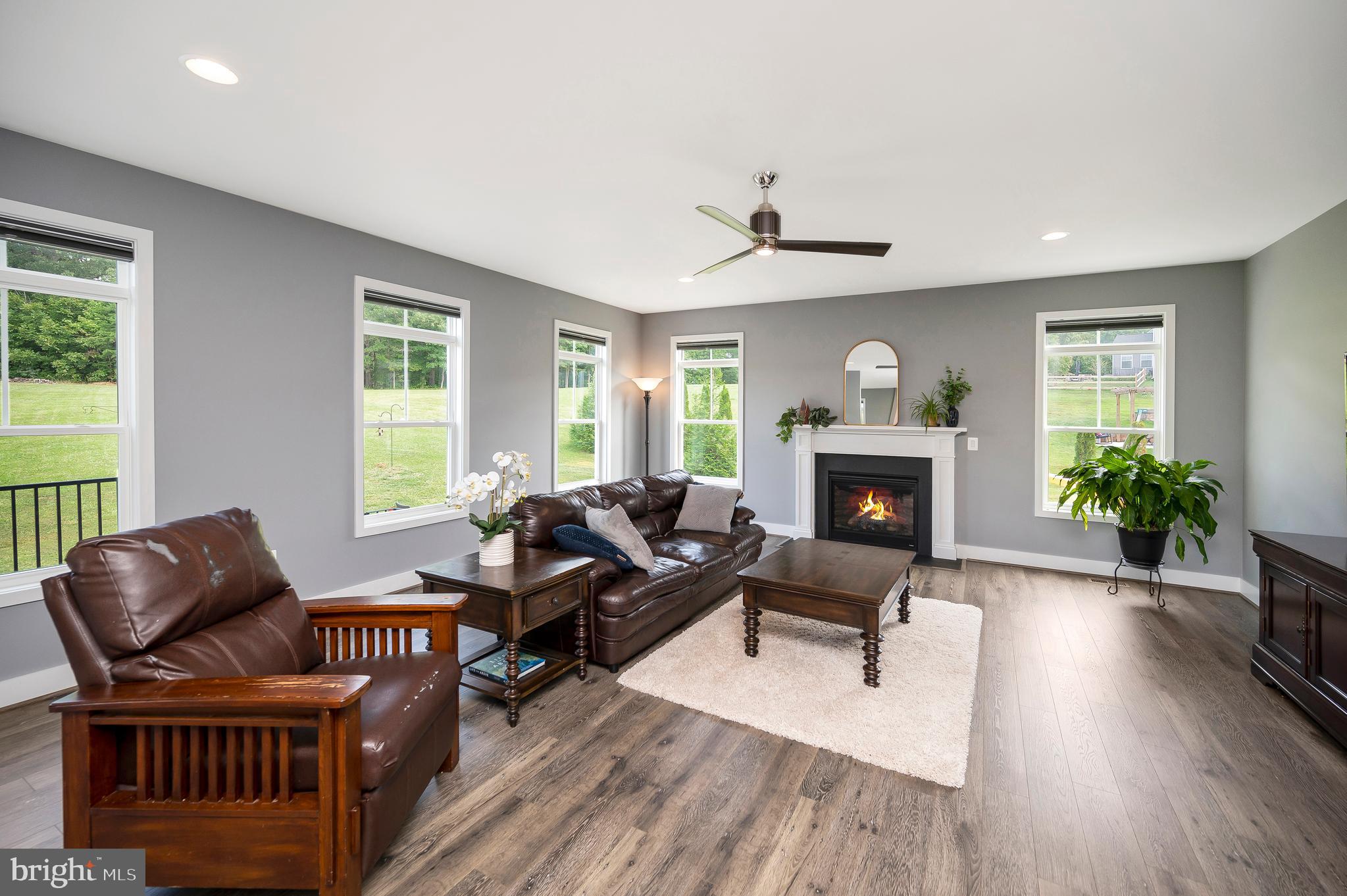 CHAPEL RIDGE - Residential